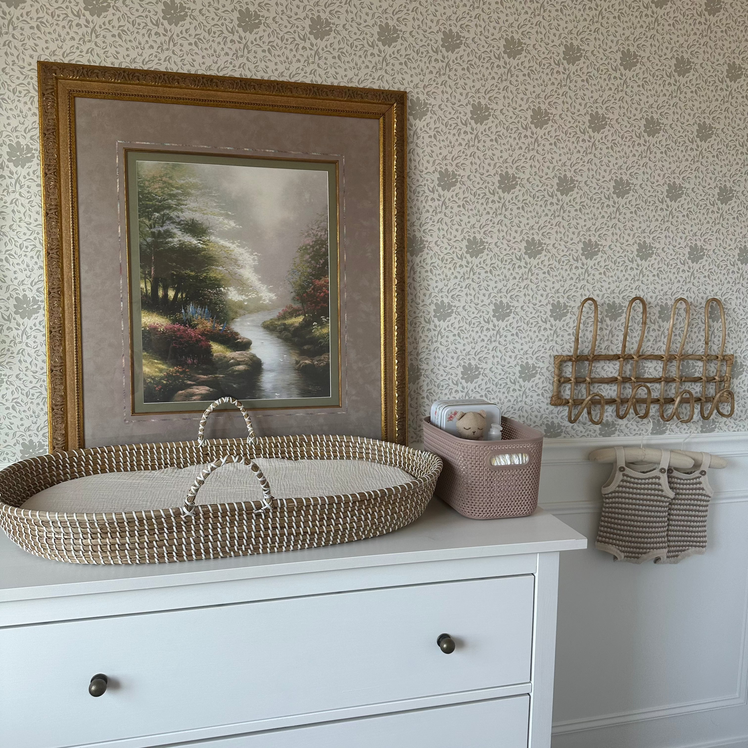 Layla Wallpaper by Ali Anni