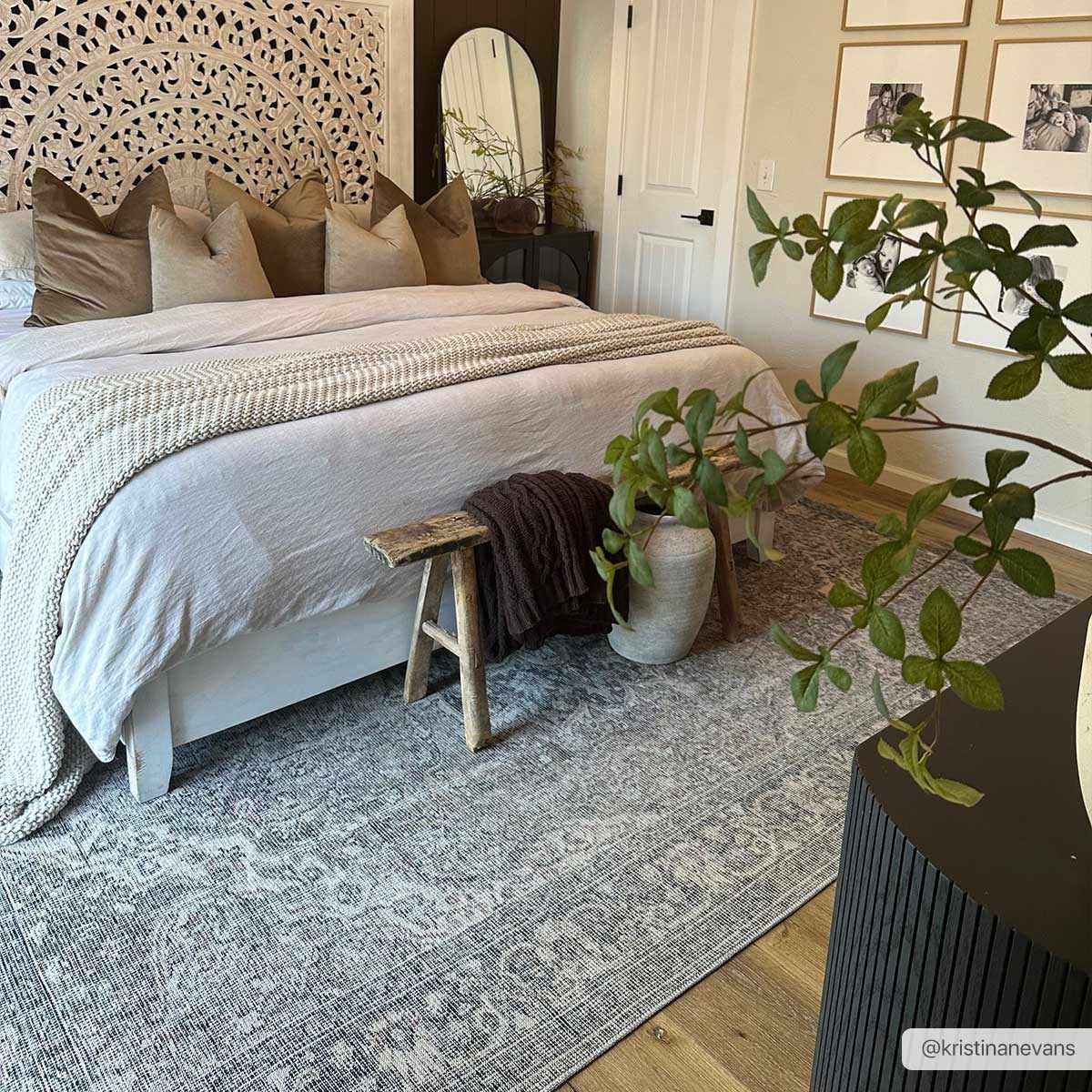 Dusty Sage Greenpoint Medallion Washable Area Rug - PRHOMZ