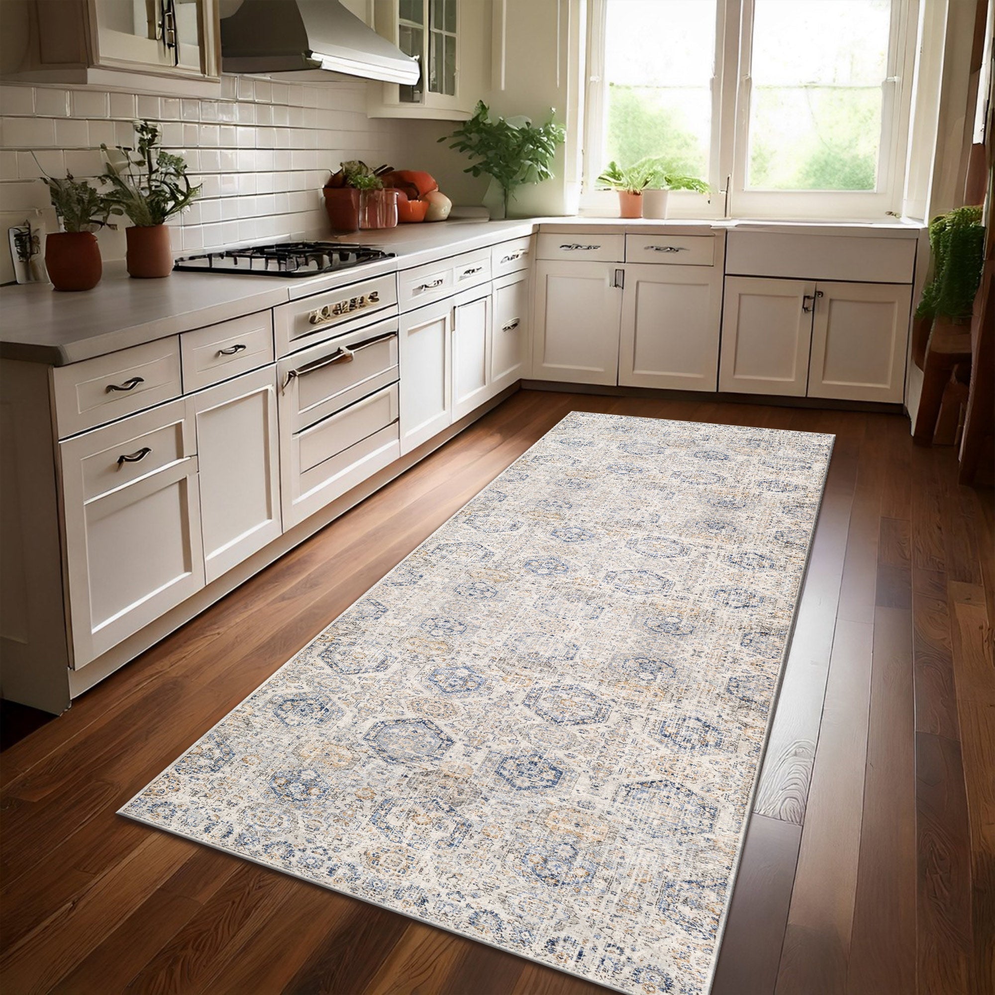 Narodnaya Area Rug