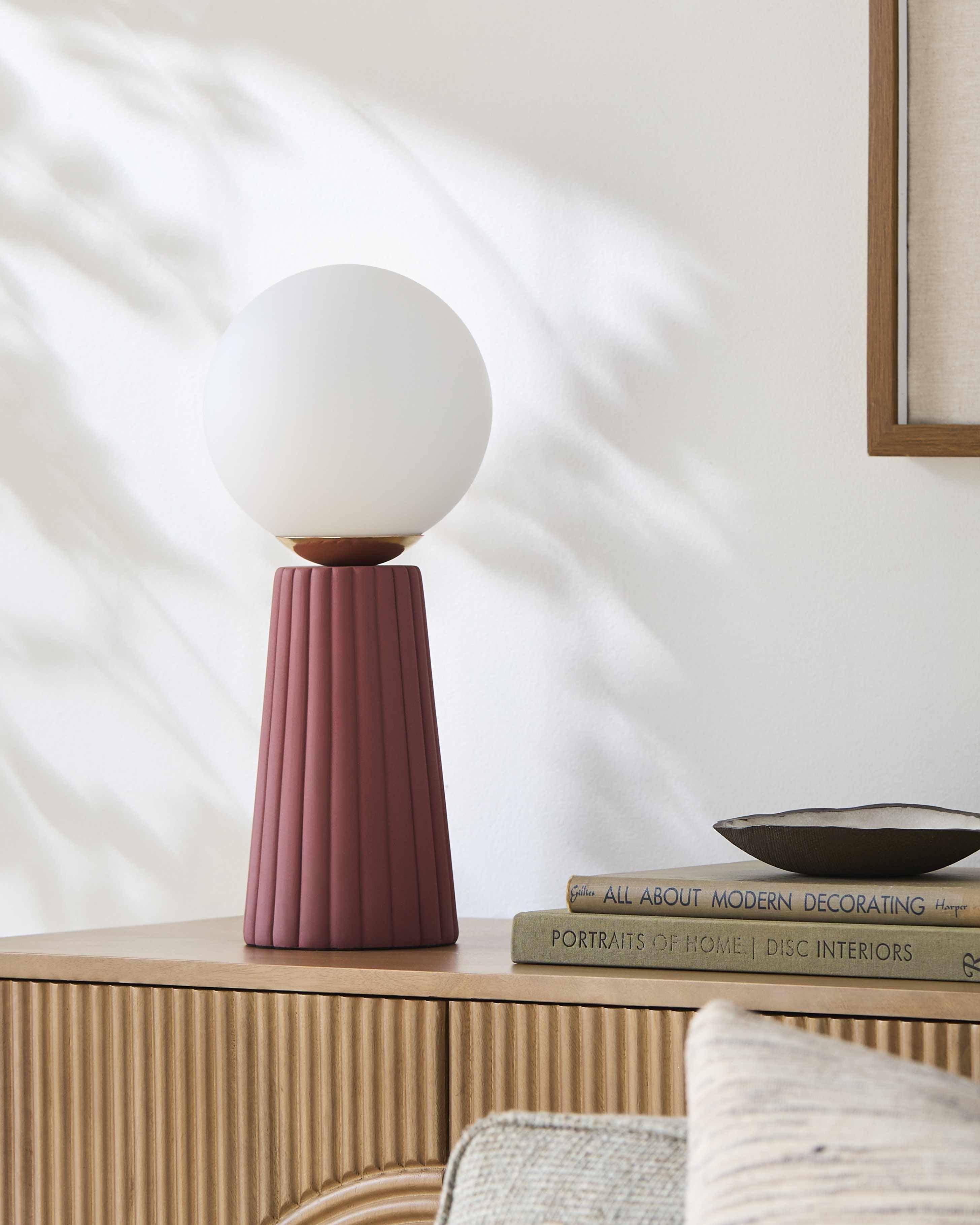 Otterwisch Table Lamp - PRHOMZ