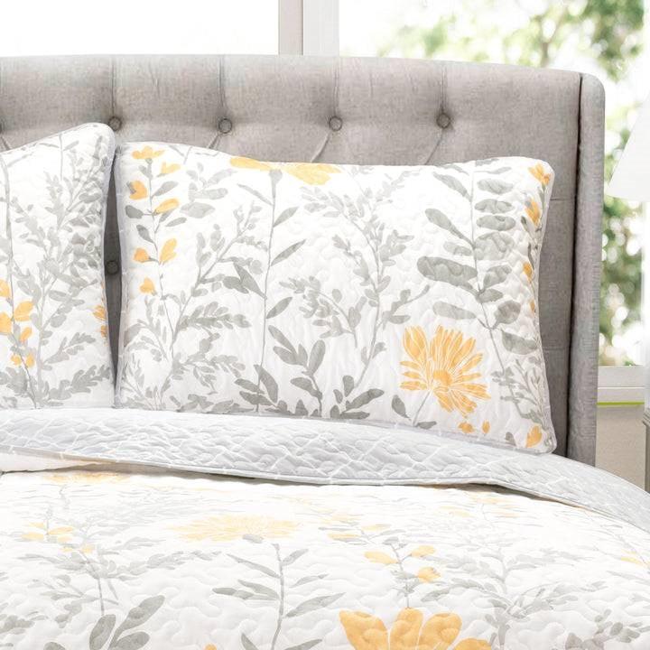 King size Yellow Grey Floral Light Thin Cotton Polyester Blend Quilt Set - PRHOMZ