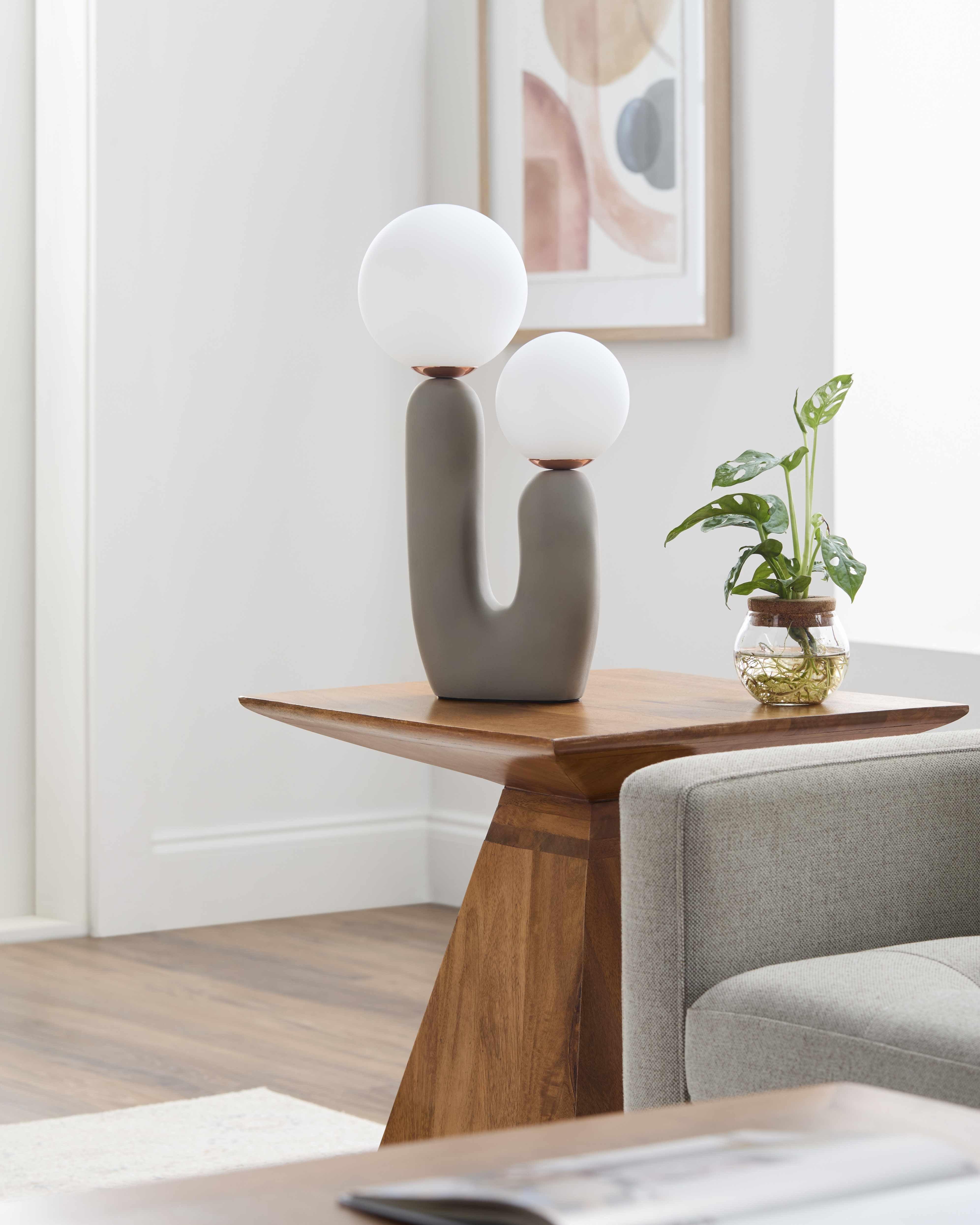 Gallodoro Gray Resin Table Lamp - PRHOMZ