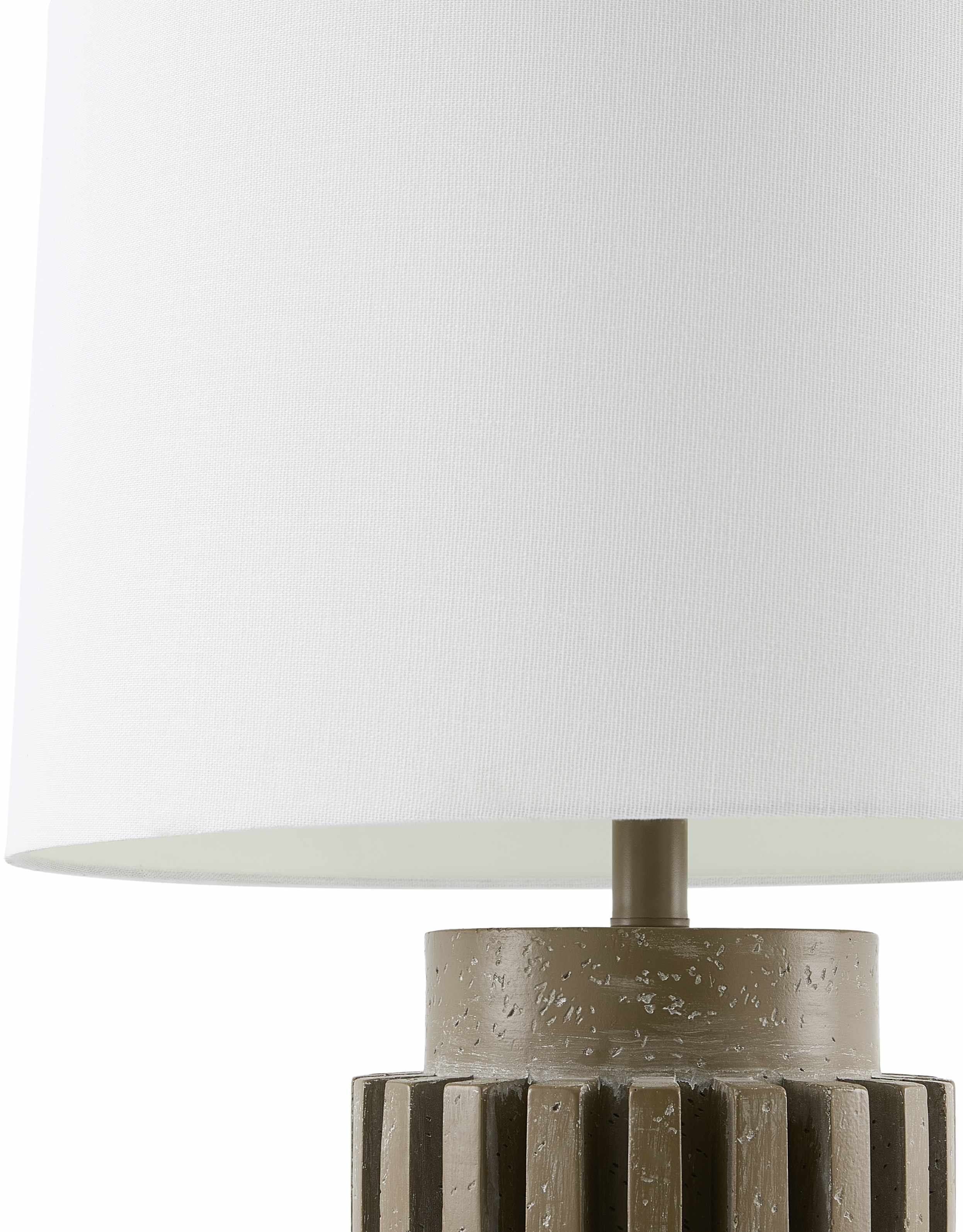 Garanhuns Green Table Lamp-4