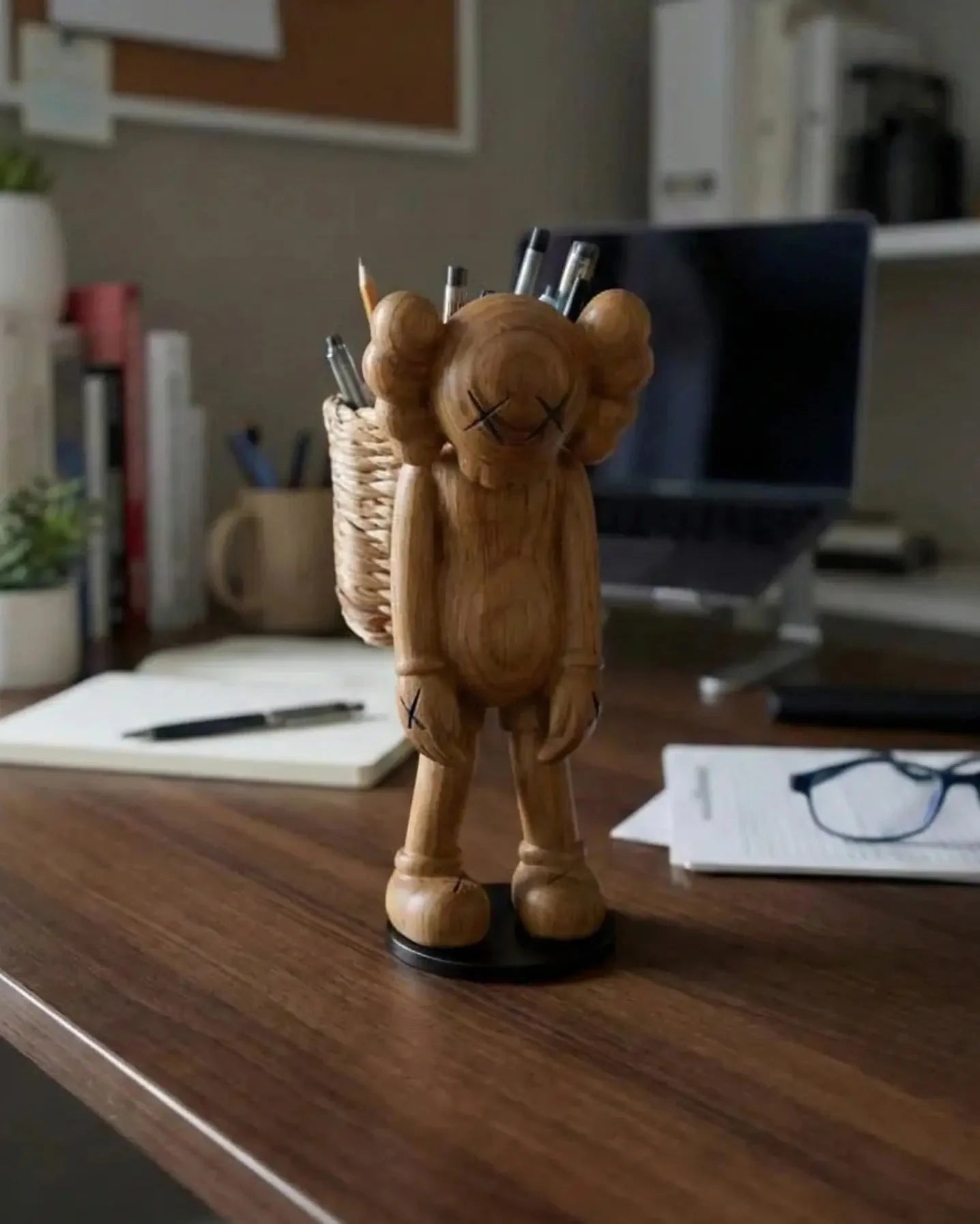 8" Pen Holder Figure Desk Organizer
