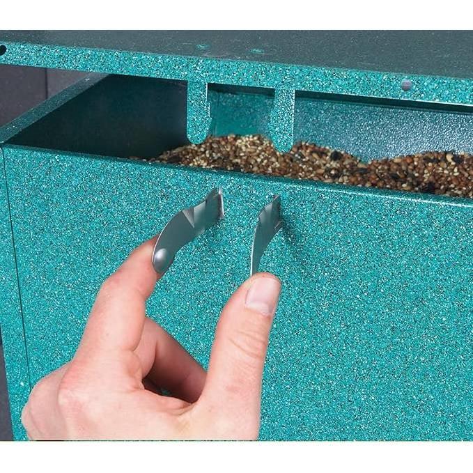 Rugged Green Metal Squirrel-Proof Bird Feeder with Easy-Refill Top - PRHOMZ