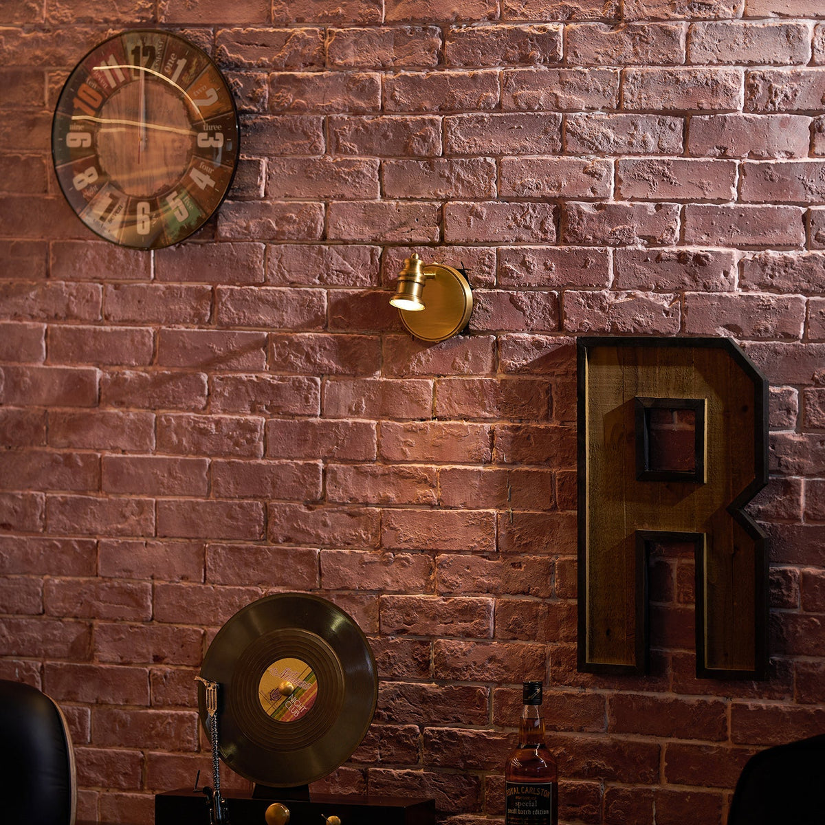 Vantage Series | Brass Linear Spotlight Bar with MR16 LED Heads for Vanity Lighting
