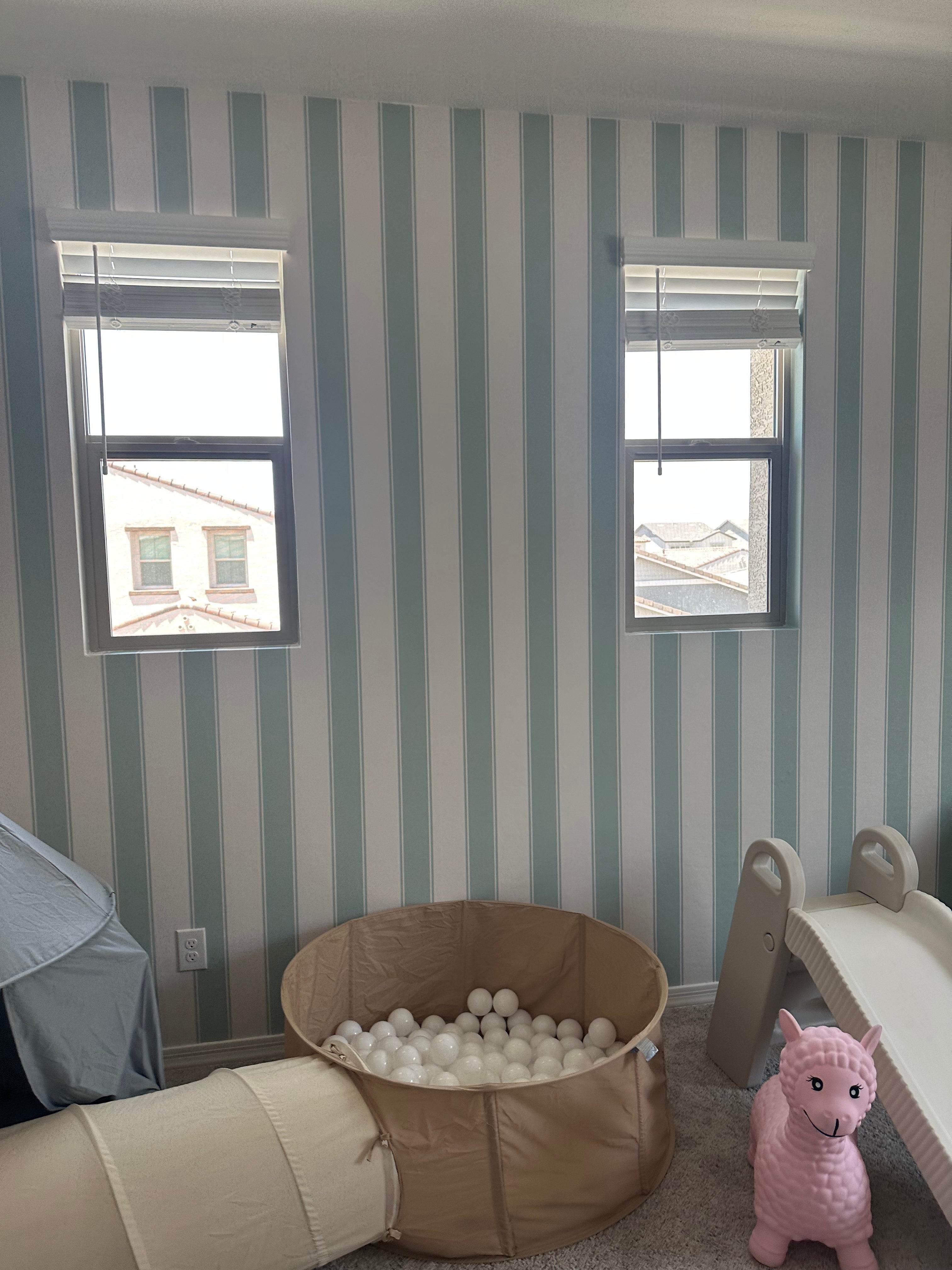 Andy Wallpaper by Hufton Studio