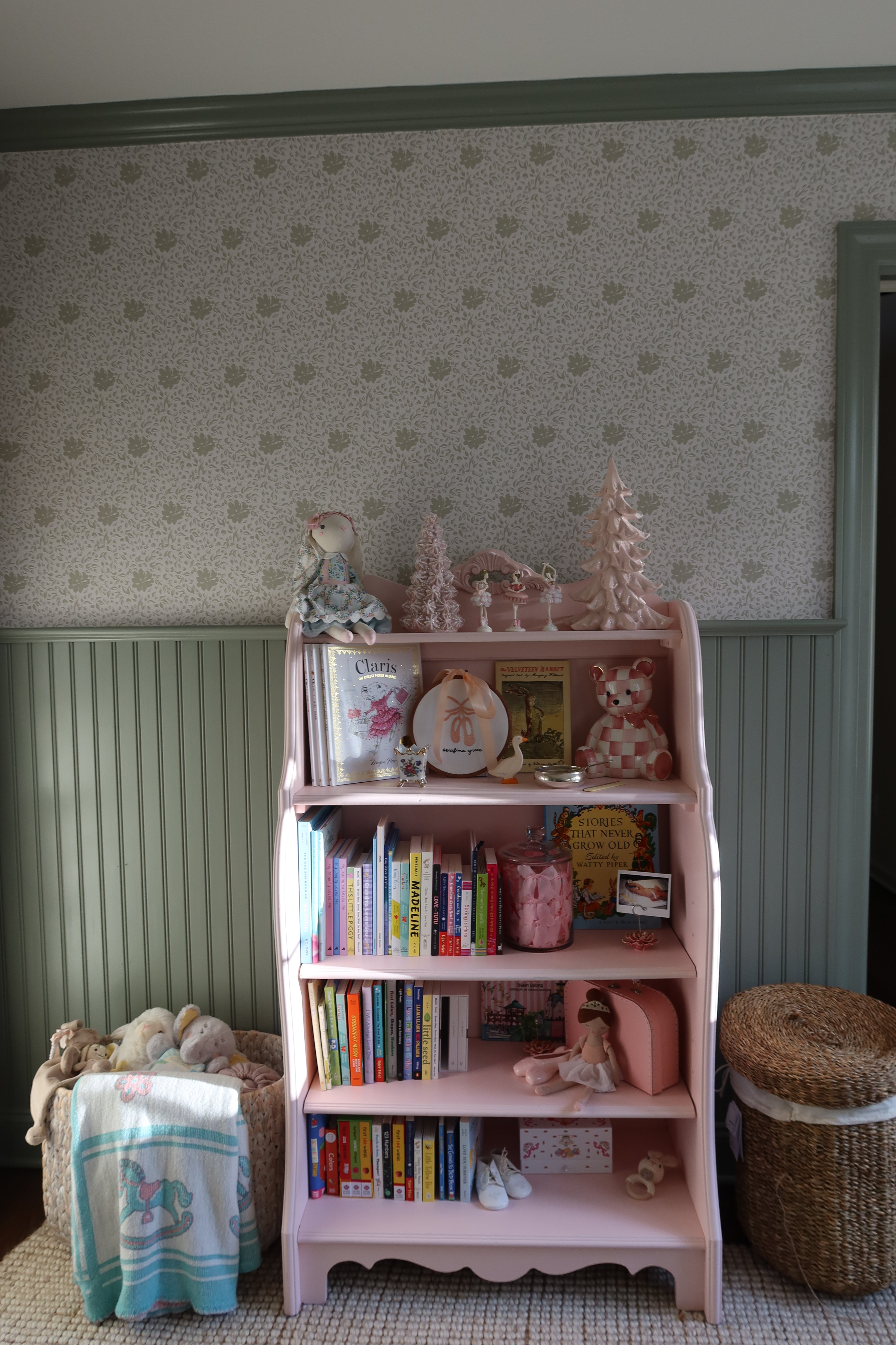 Layla Wallpaper by Ali Anni