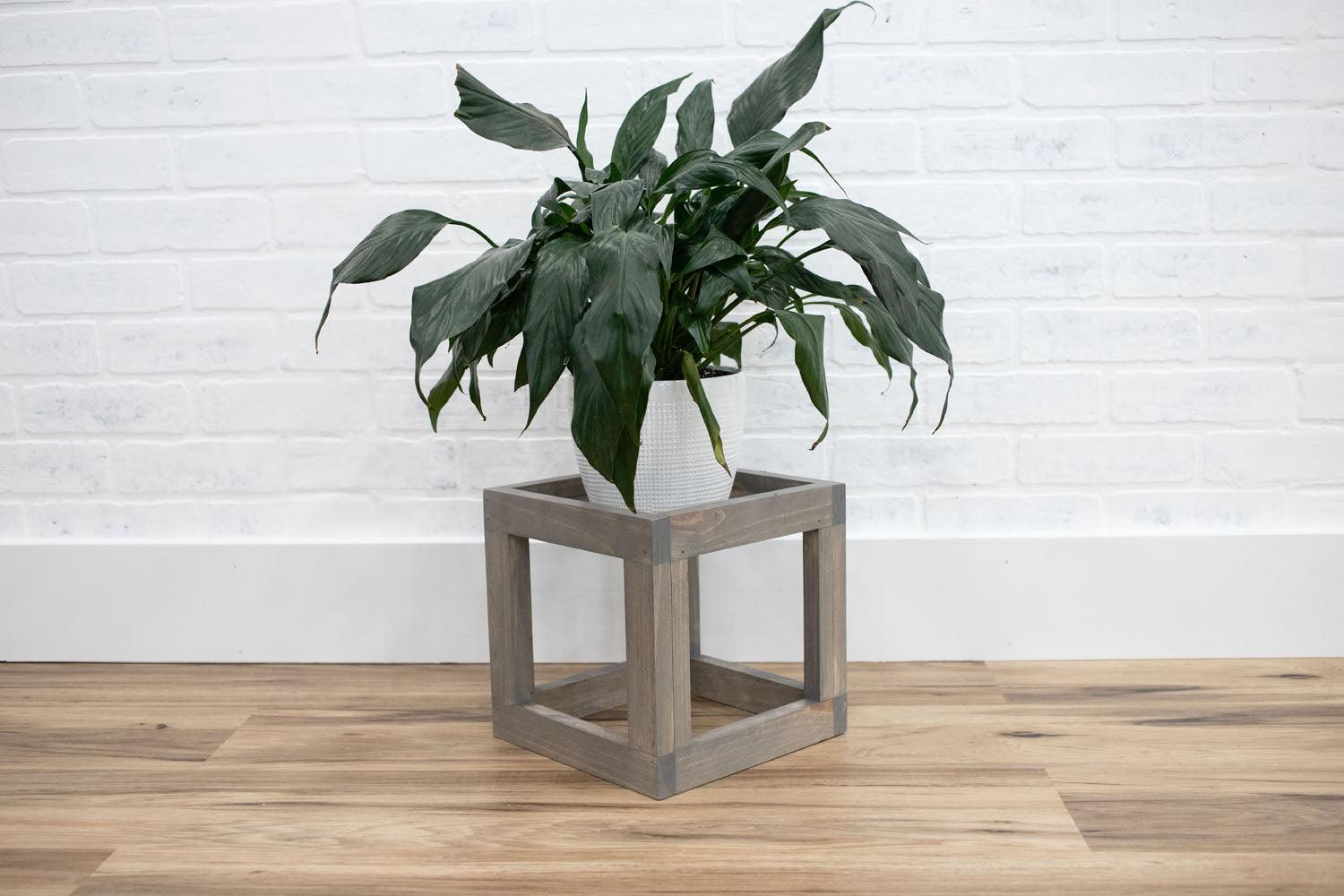 Square Plant Stand-3