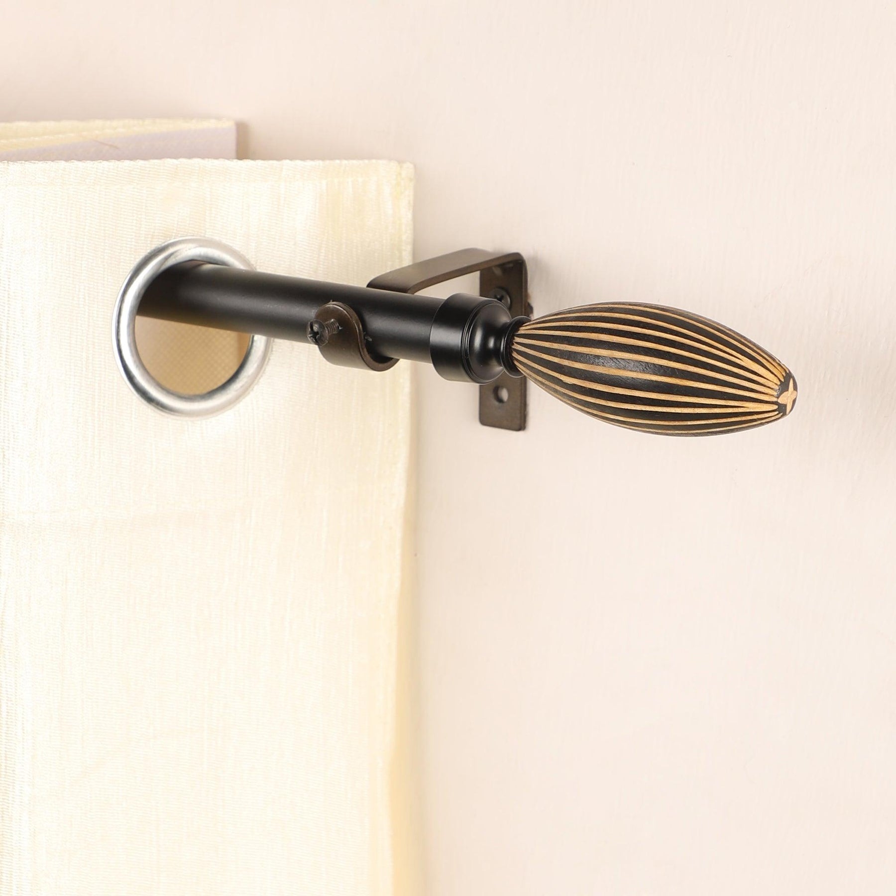 Black Extendable Curtain Pole | 19mm | Pineapple Finials | 61-366cm-0