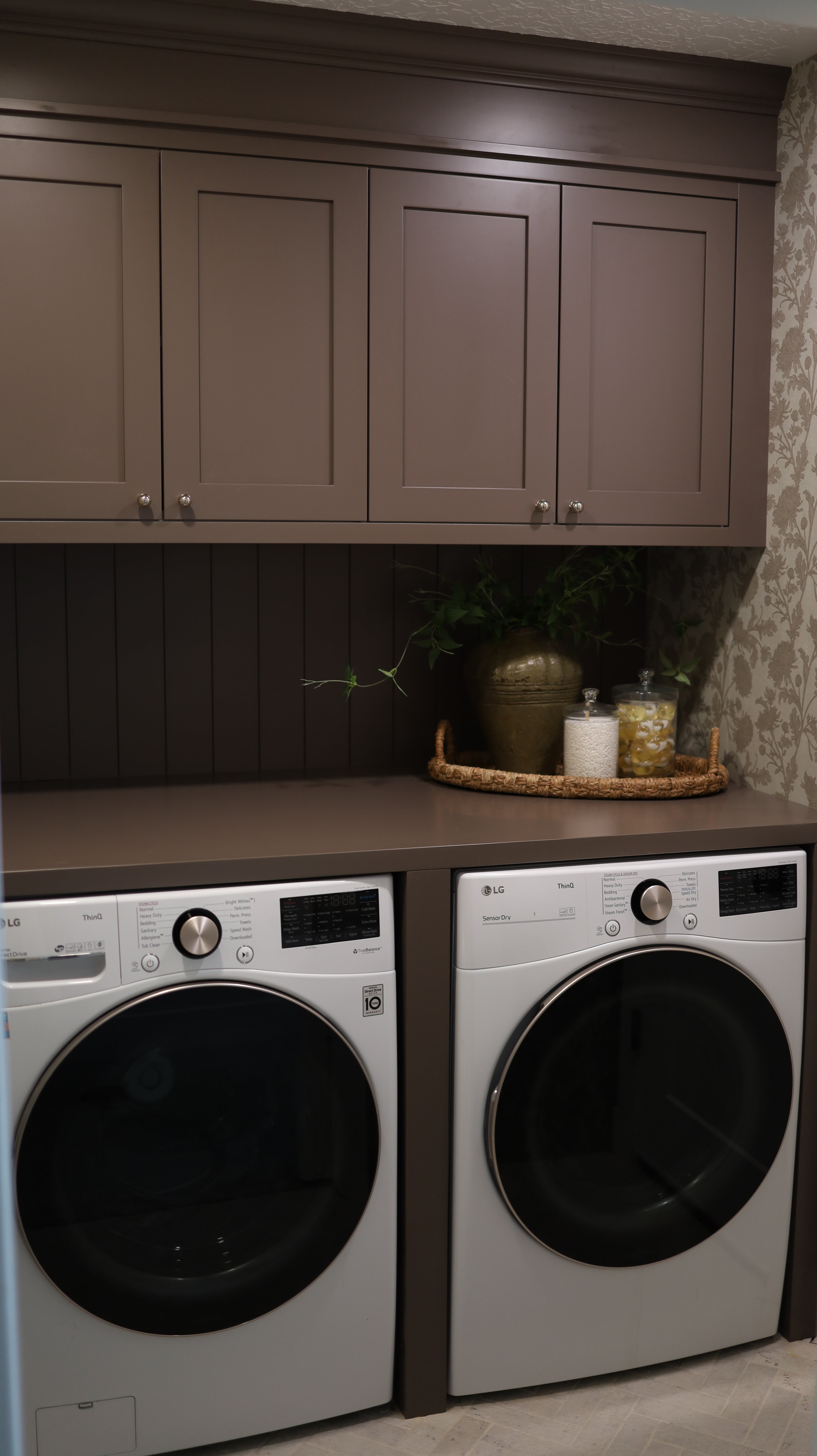 Archie Wallpaper by Taddy Mikelaites