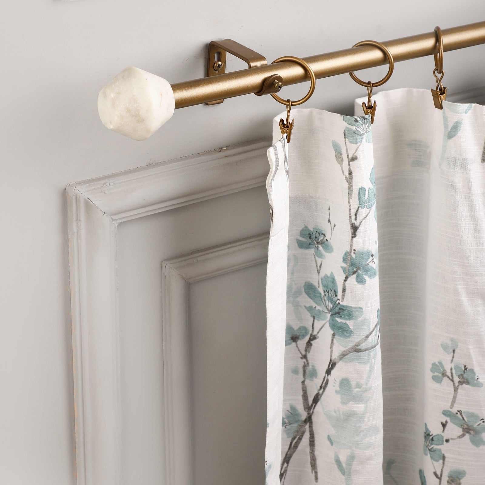 Gold Extendable Curtain Pole | 19mm | Marble Finials | 61-366cm-0