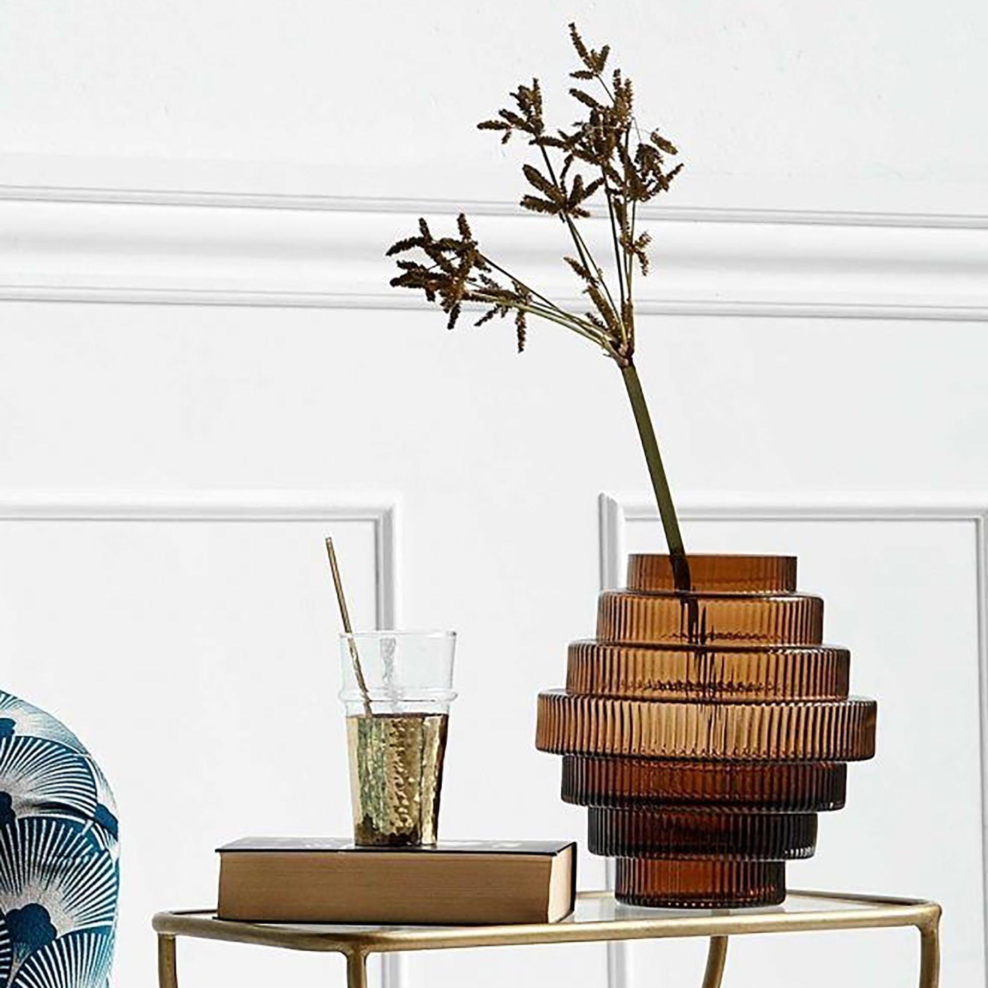 Ribbed Layered Wide Glass Vase-Medium-Amber - PRHOMZ