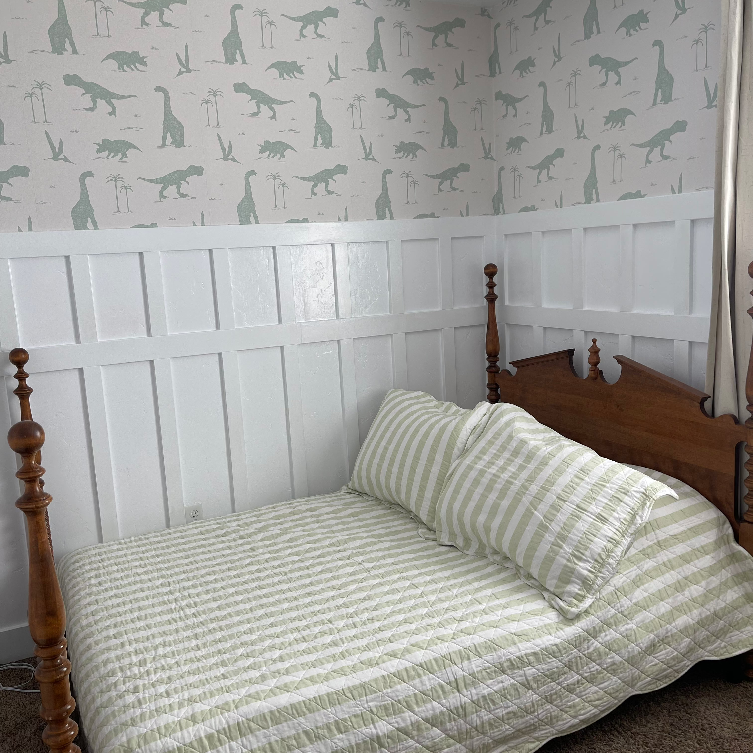 Arlo Wallpaper by Hufton Studio