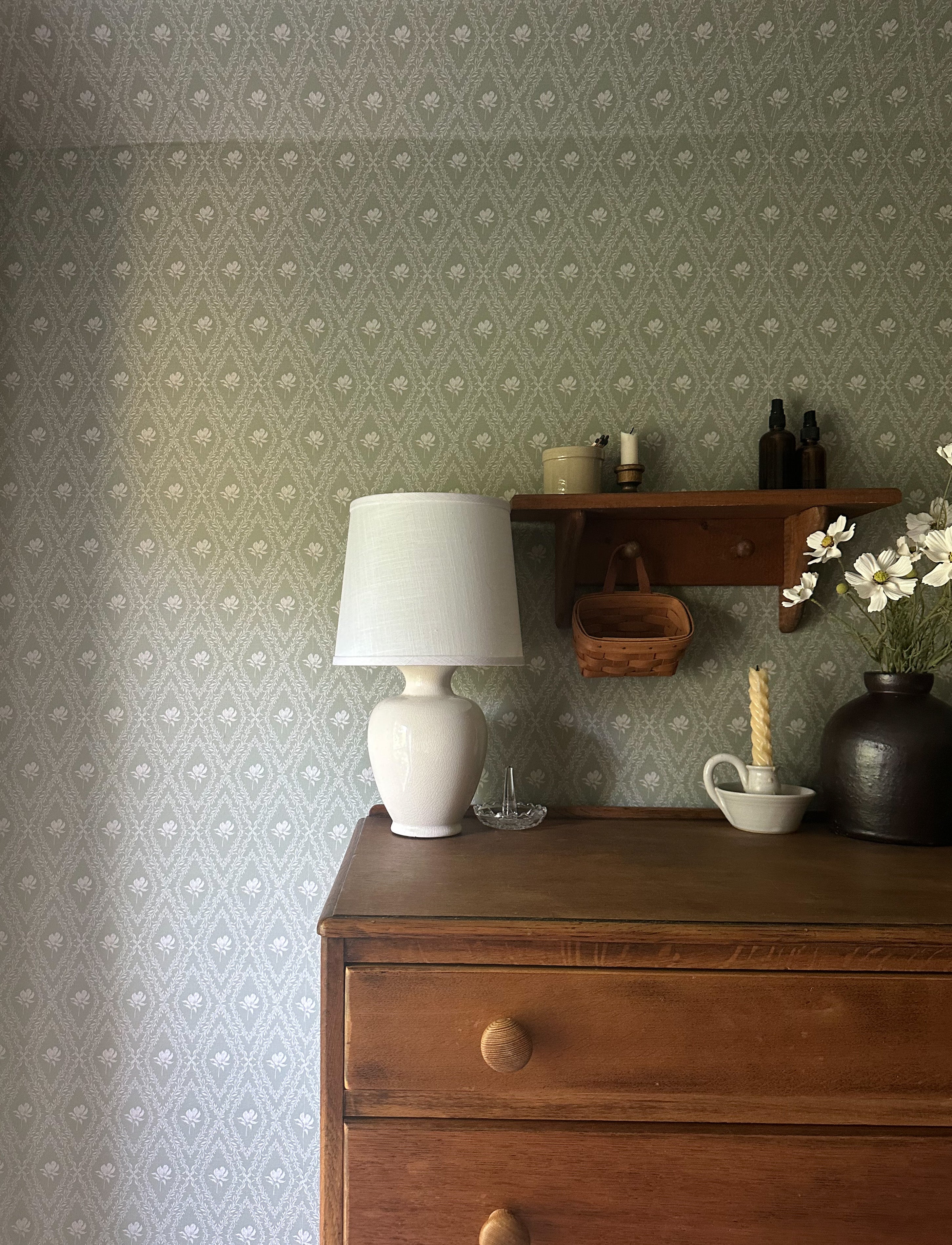 Violet Wallpaper by Taddy Mikelaites