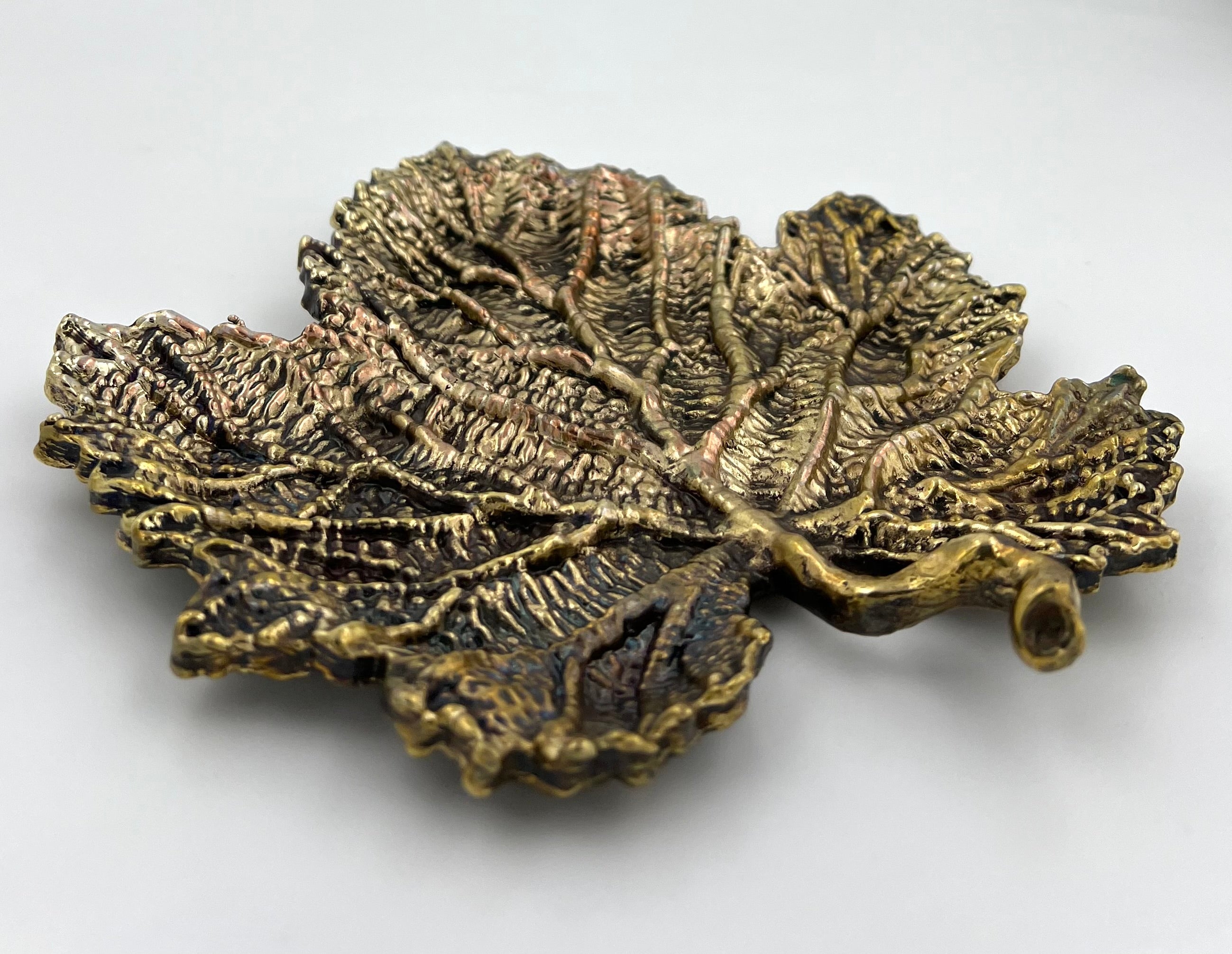 Maple Leaf Tray - Decorative Metal Tray | Small Platter | Centrepiece | Home Accent | Gold, Silver or Antique Finish-2