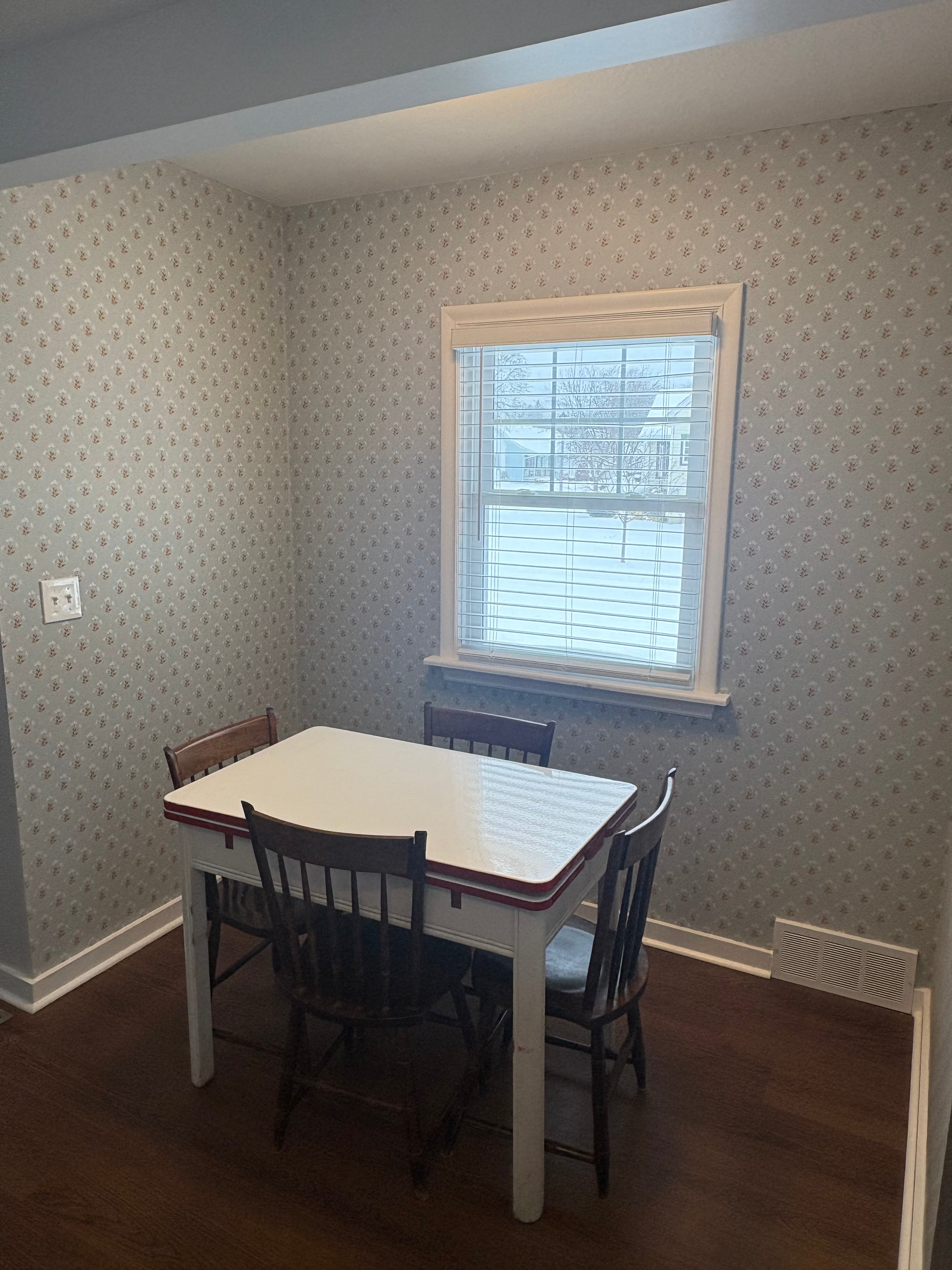 Alyce Wallpaper by Megan Cabaj