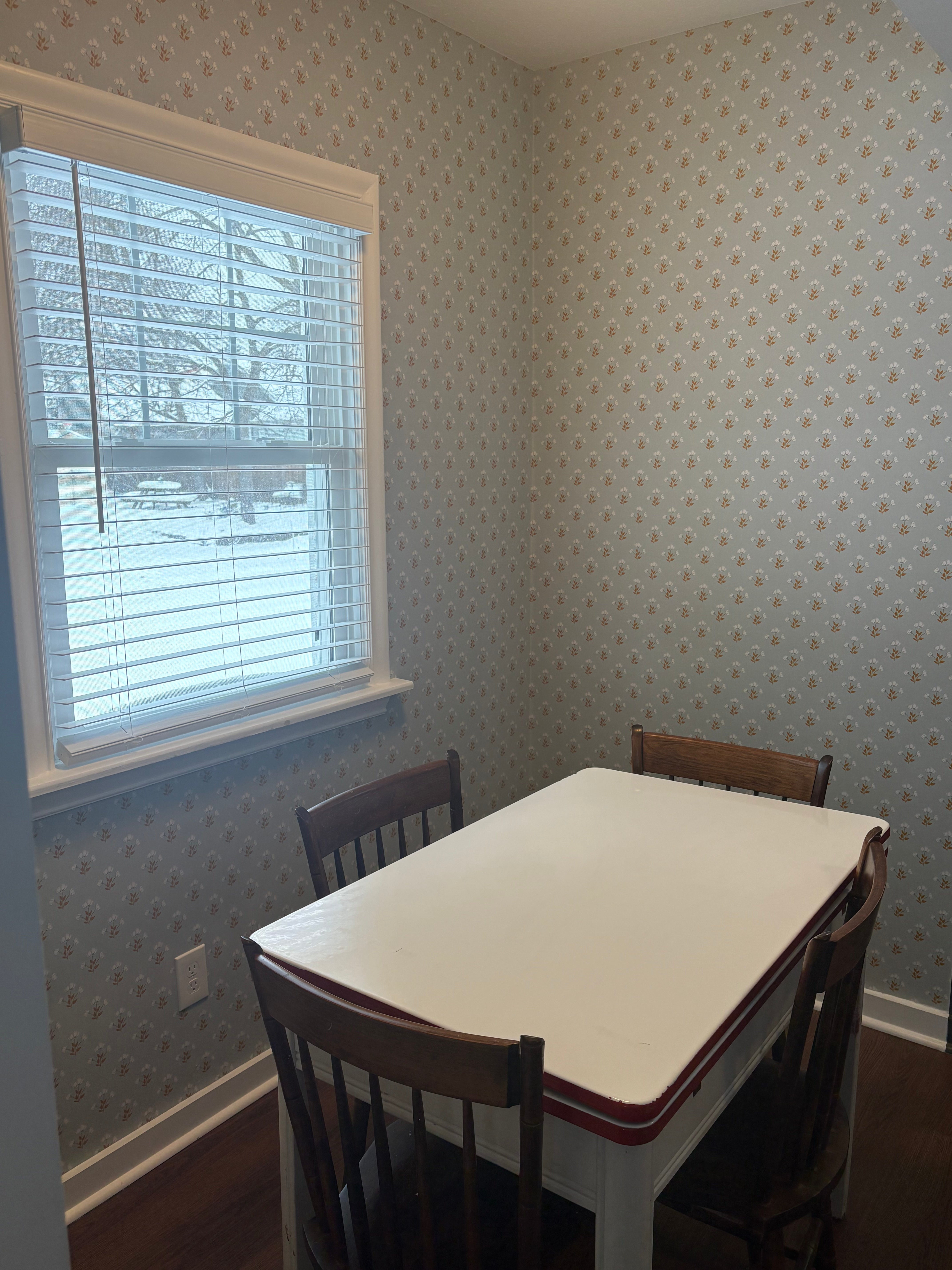 Alyce Wallpaper by Megan Cabaj