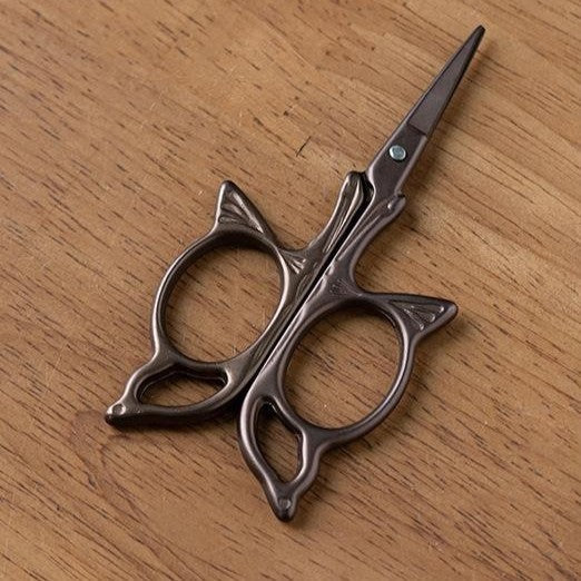 Vintage Style Embroidery Scissors with Random Brocade Sheath