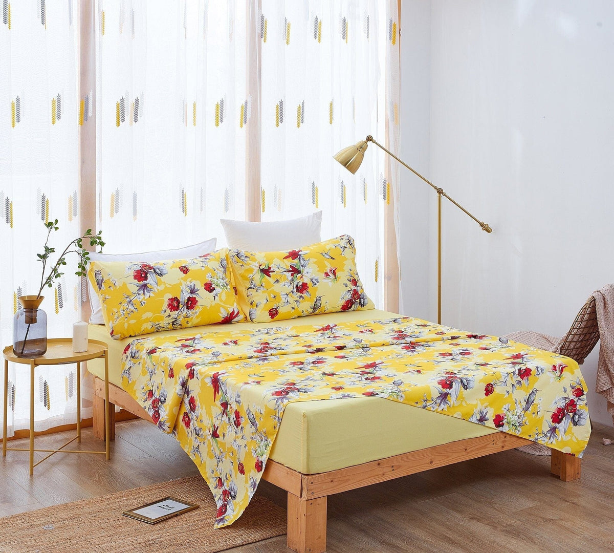 DaDa Bedding Sunshine Yellow Hummingbird Floral Bed in a Bag Set