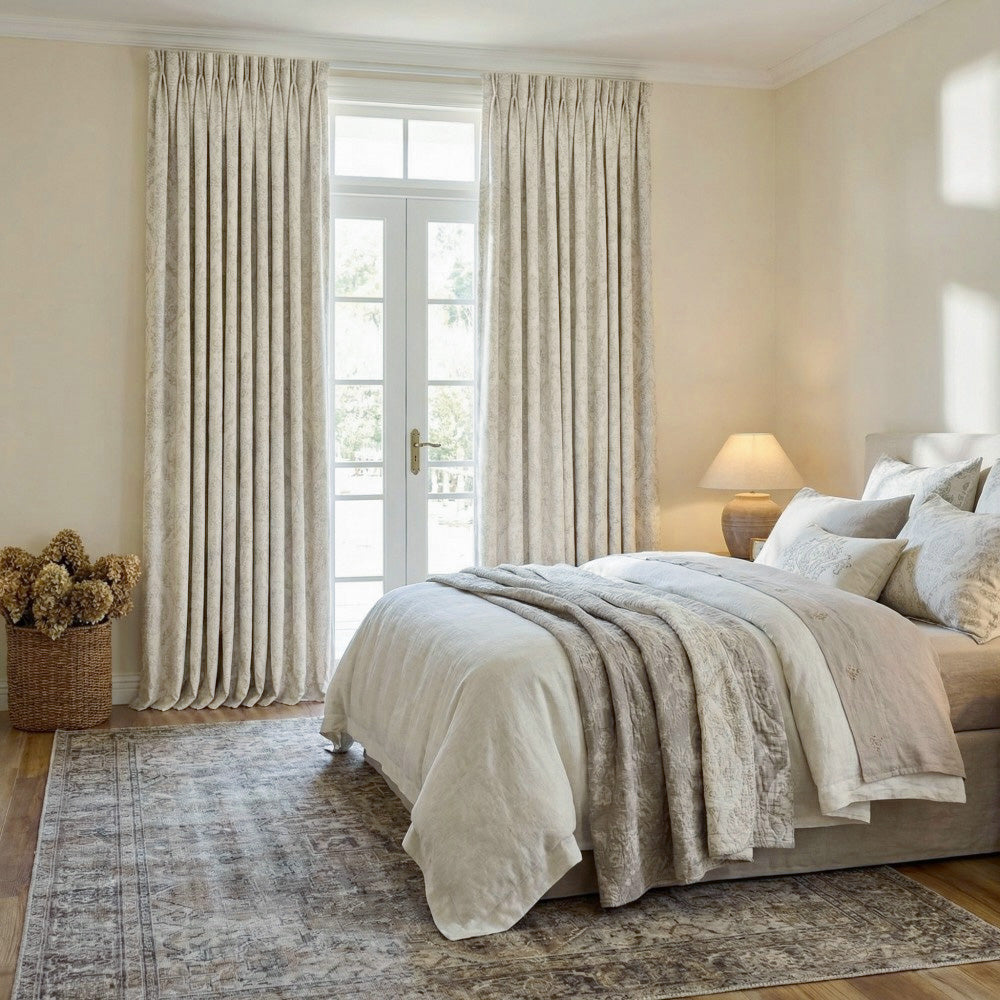 Jolie French Country Style Damask Patterned Curtains