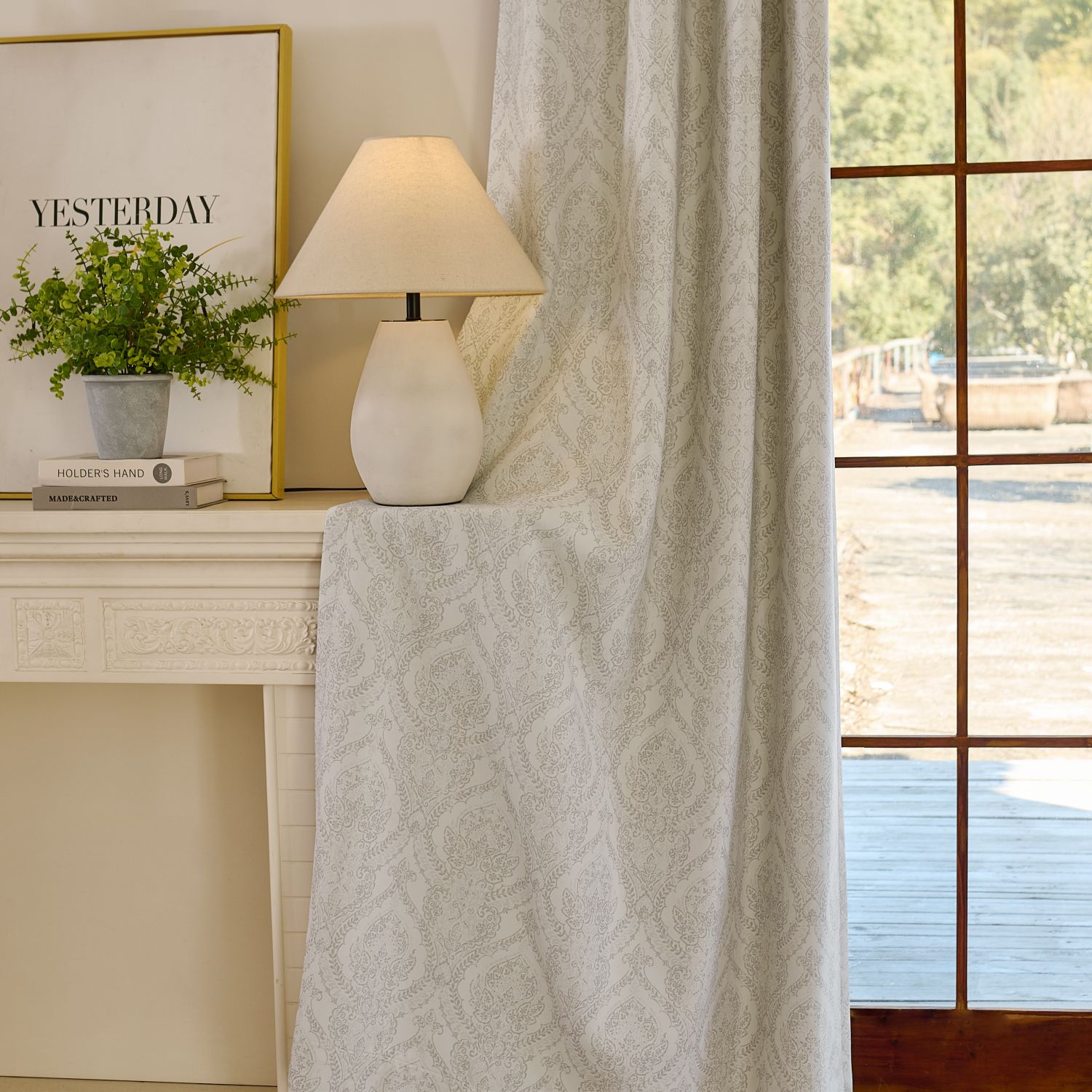 Jolie French Country Style Damask Patterned Curtains