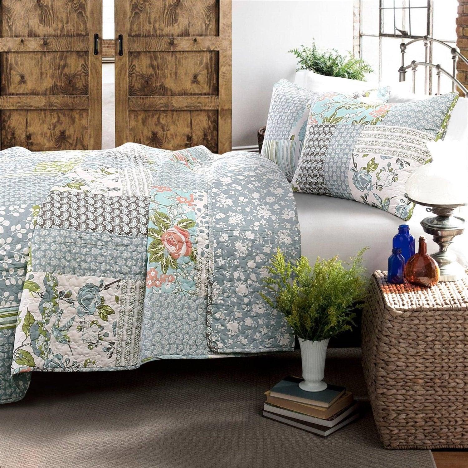 King Size Boho Floral Blue Cotton Lightweight Quilt Set - PRHOMZ