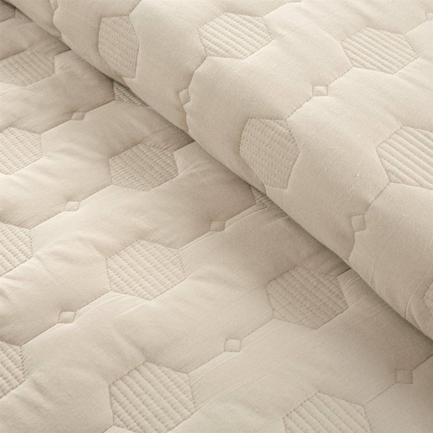 King/California King size Lightweight Beige Textured Cotton 3 Piece Quilt Set - PRHOMZ