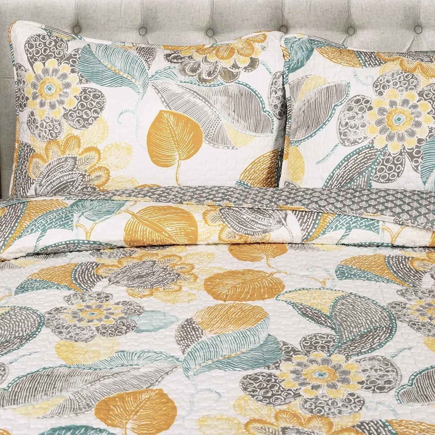 3 Piece Reversible Yellow Grey Floral Cotton Quilt Set in King Size - PRHOMZ