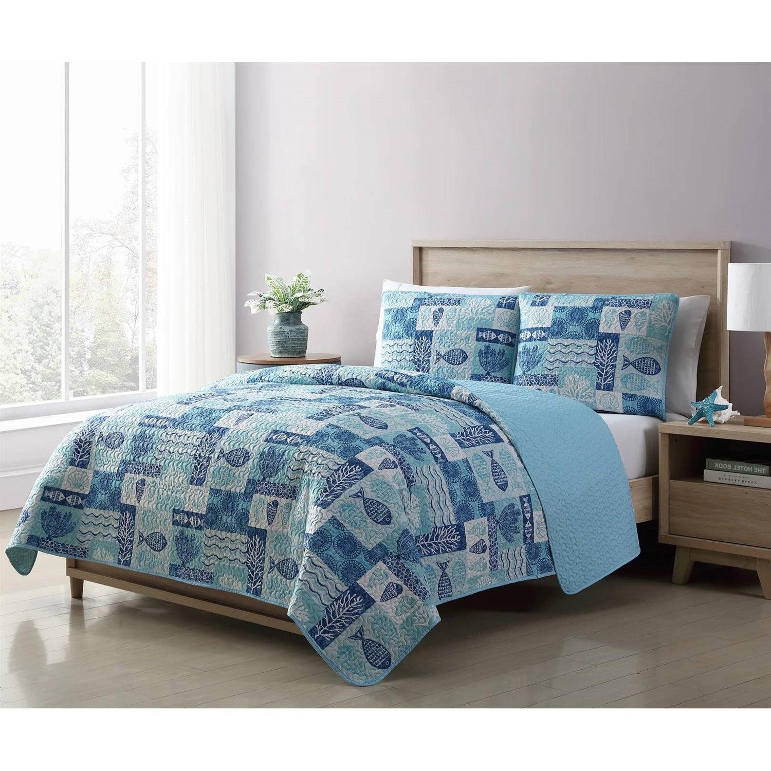 King size Aqua Blue Cream Beach Sea Shells Coral Fish Coastal 3-Piece Quilt Set - PRHOMZ