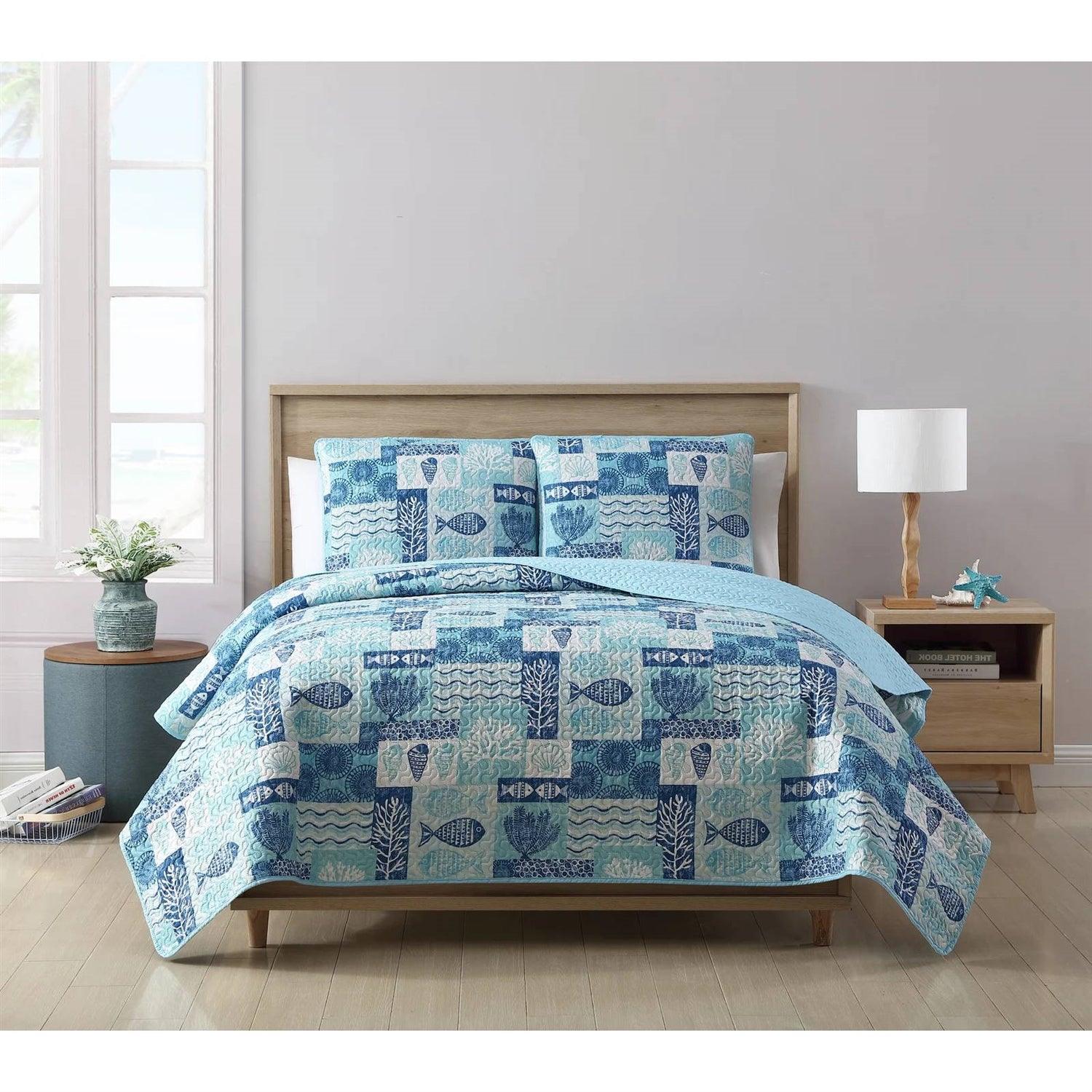 King size Aqua Blue Cream Beach Sea Shells Coral Fish Coastal 3-Piece Quilt Set - PRHOMZ