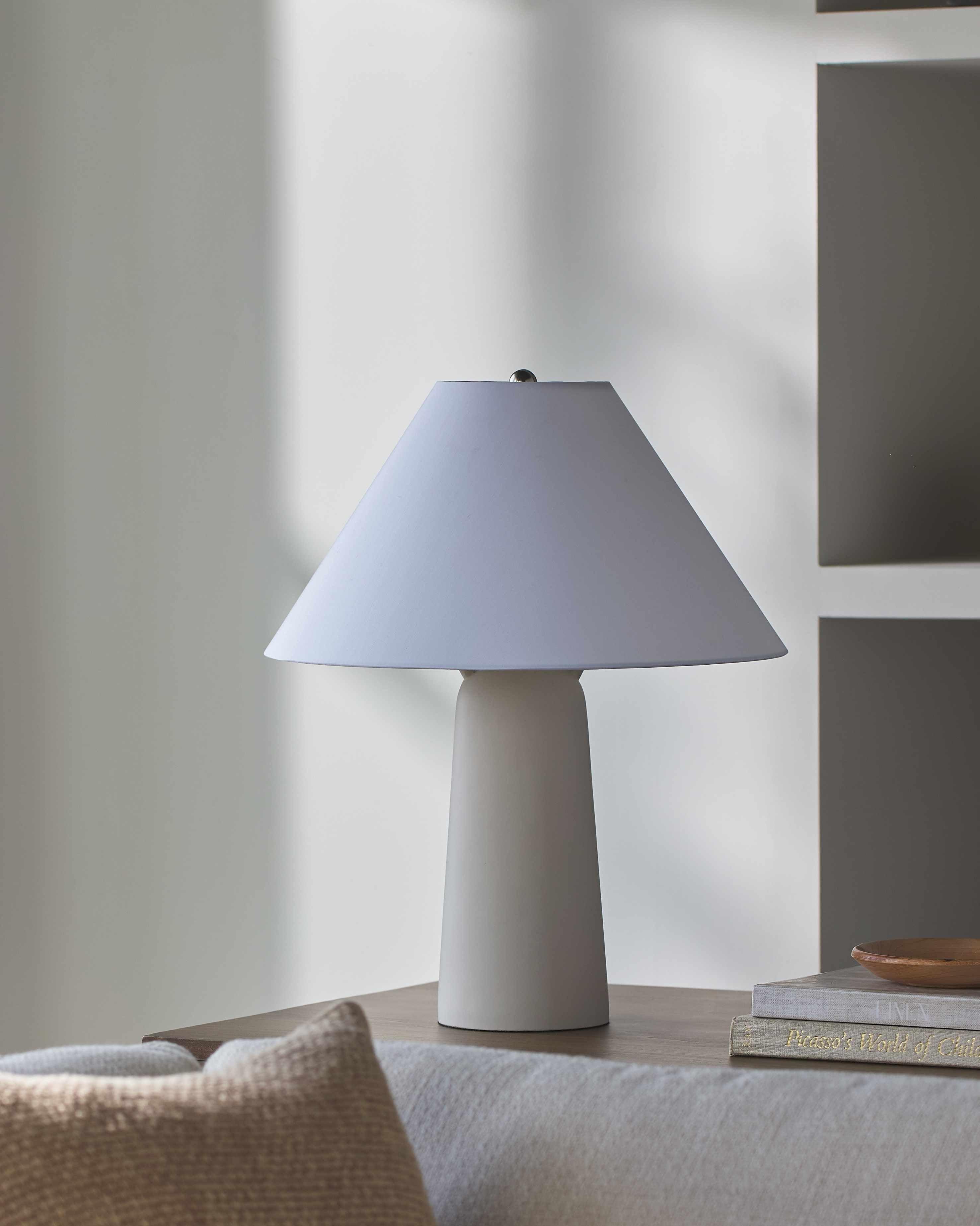 Kalininsk Table Lamp - PRHOMZ