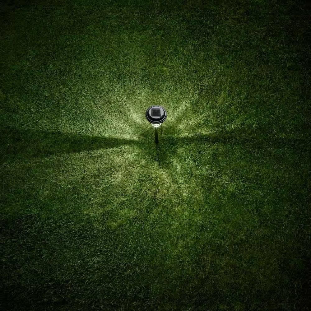 4 Pack - Solar LED Light Set - Outdoor Path Lighting in Black - PRHOMZ