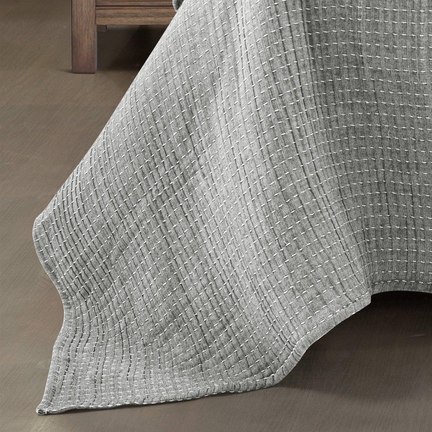 King Size 3-Piece Reversible Cotton Yarn Woven Coverlet Set in Grey Cream - PRHOMZ