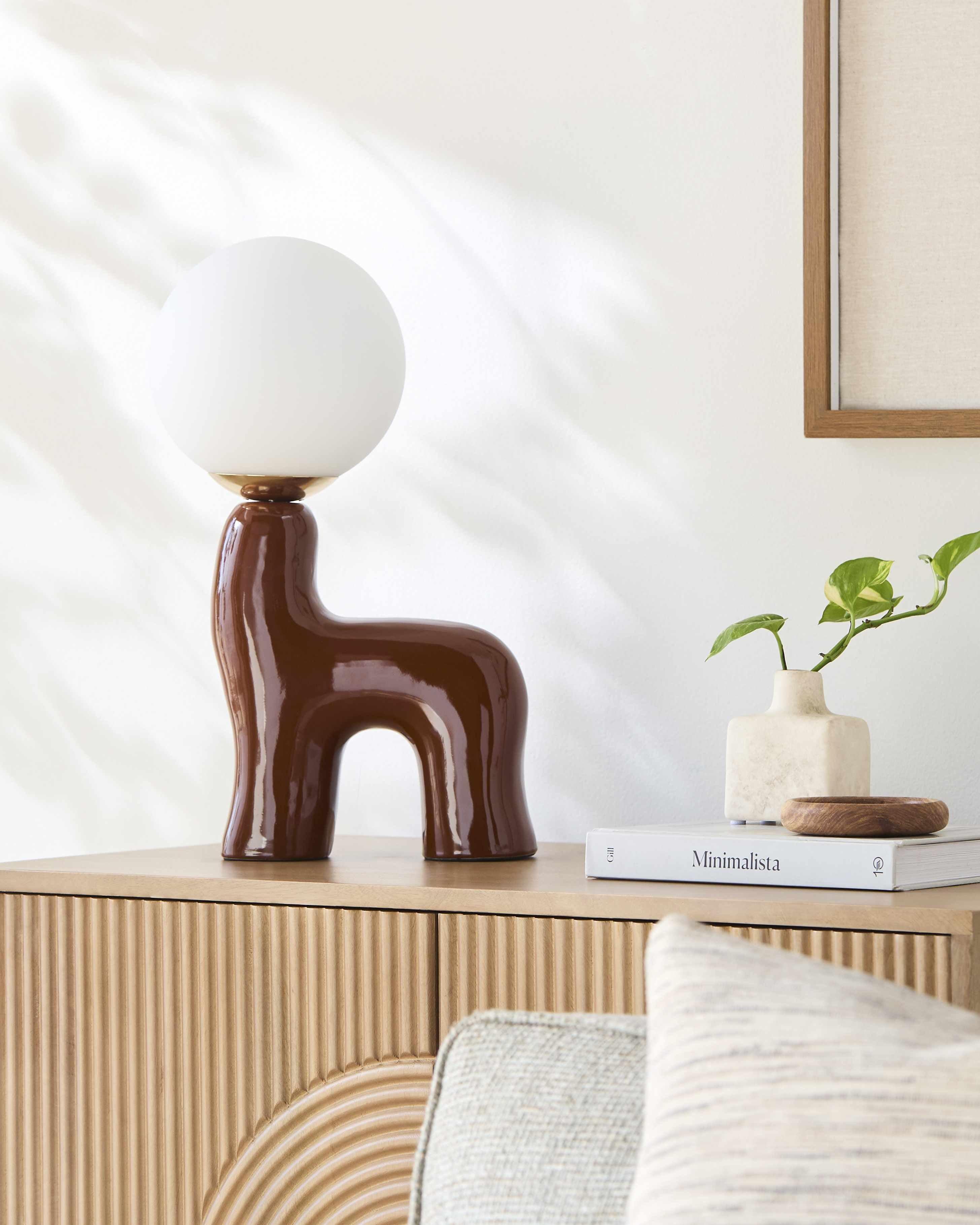 Lindoeste Table Lamp - PRHOMZ