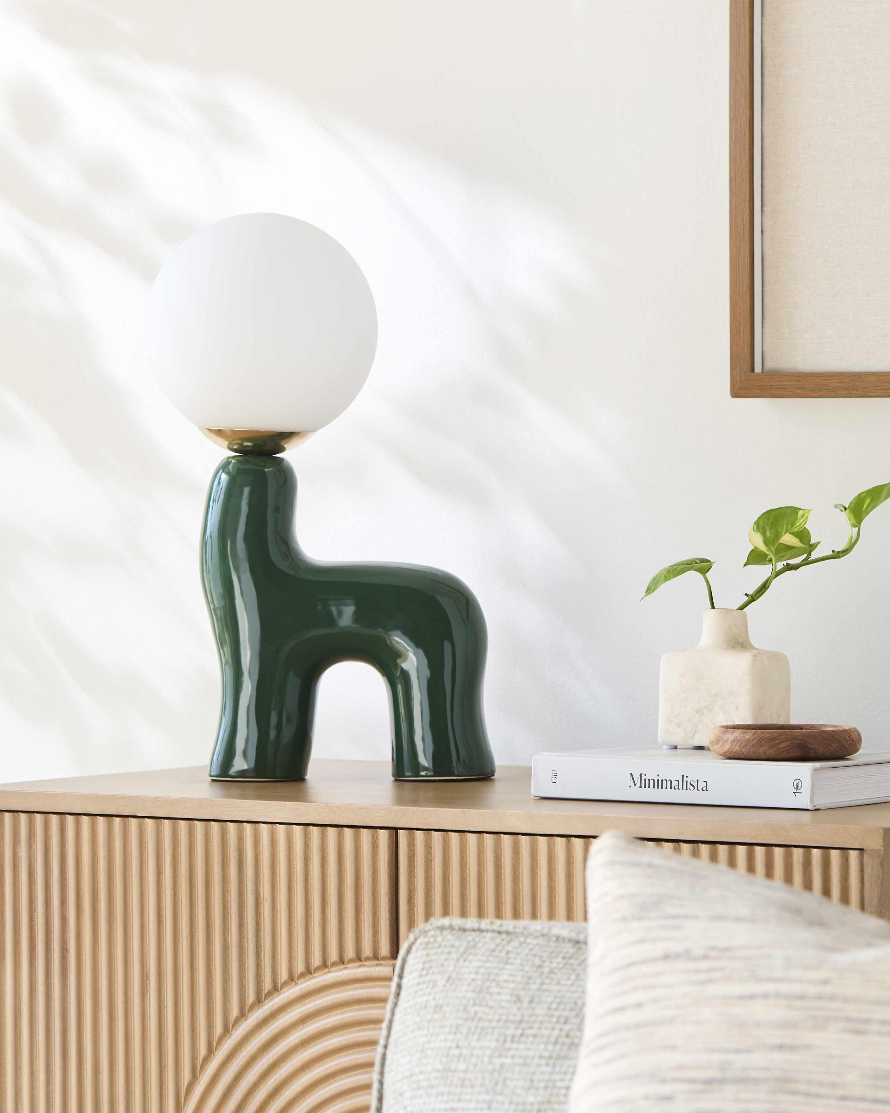 Lindoeste Table Lamp - PRHOMZ