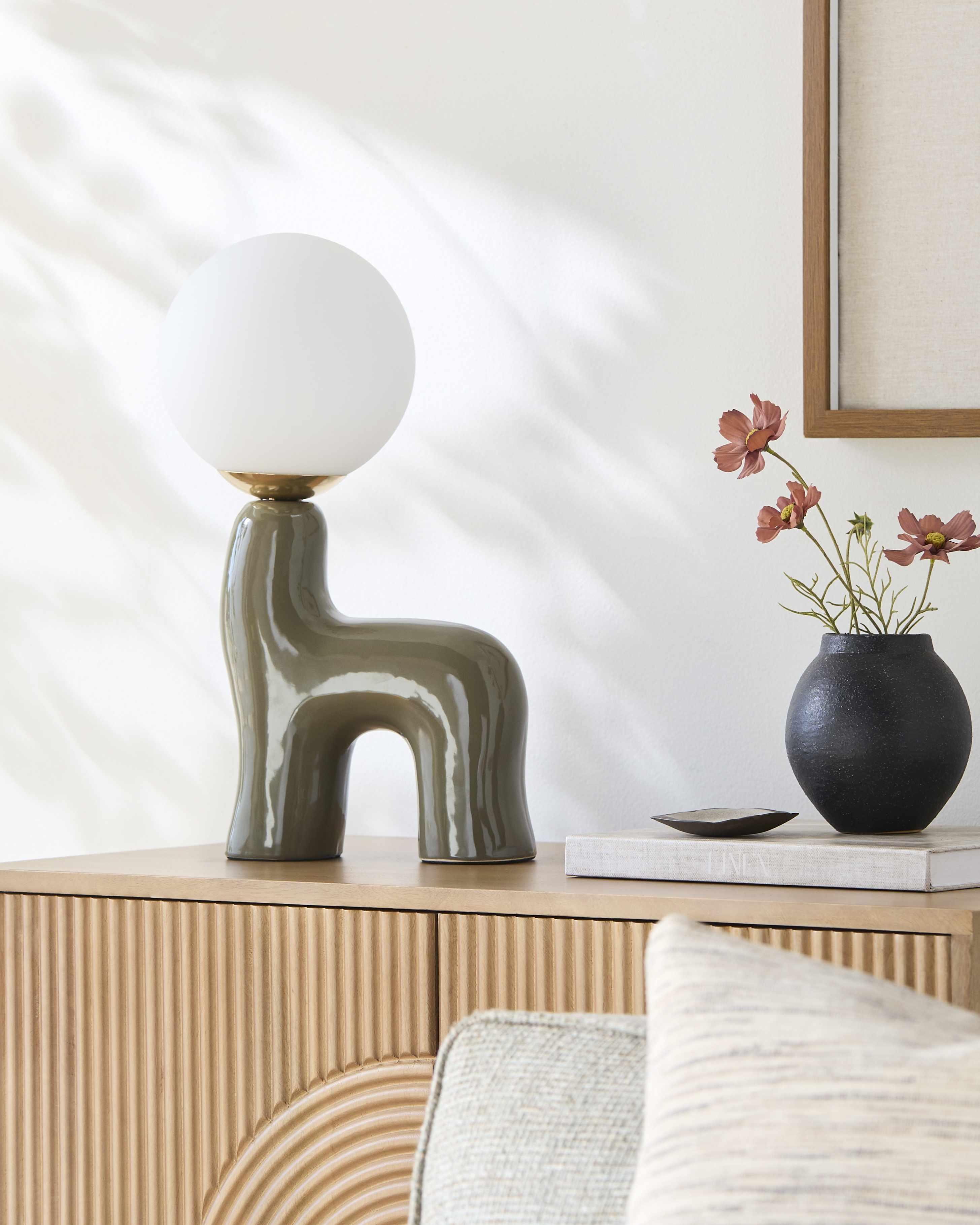 Lindoeste Table Lamp - PRHOMZ