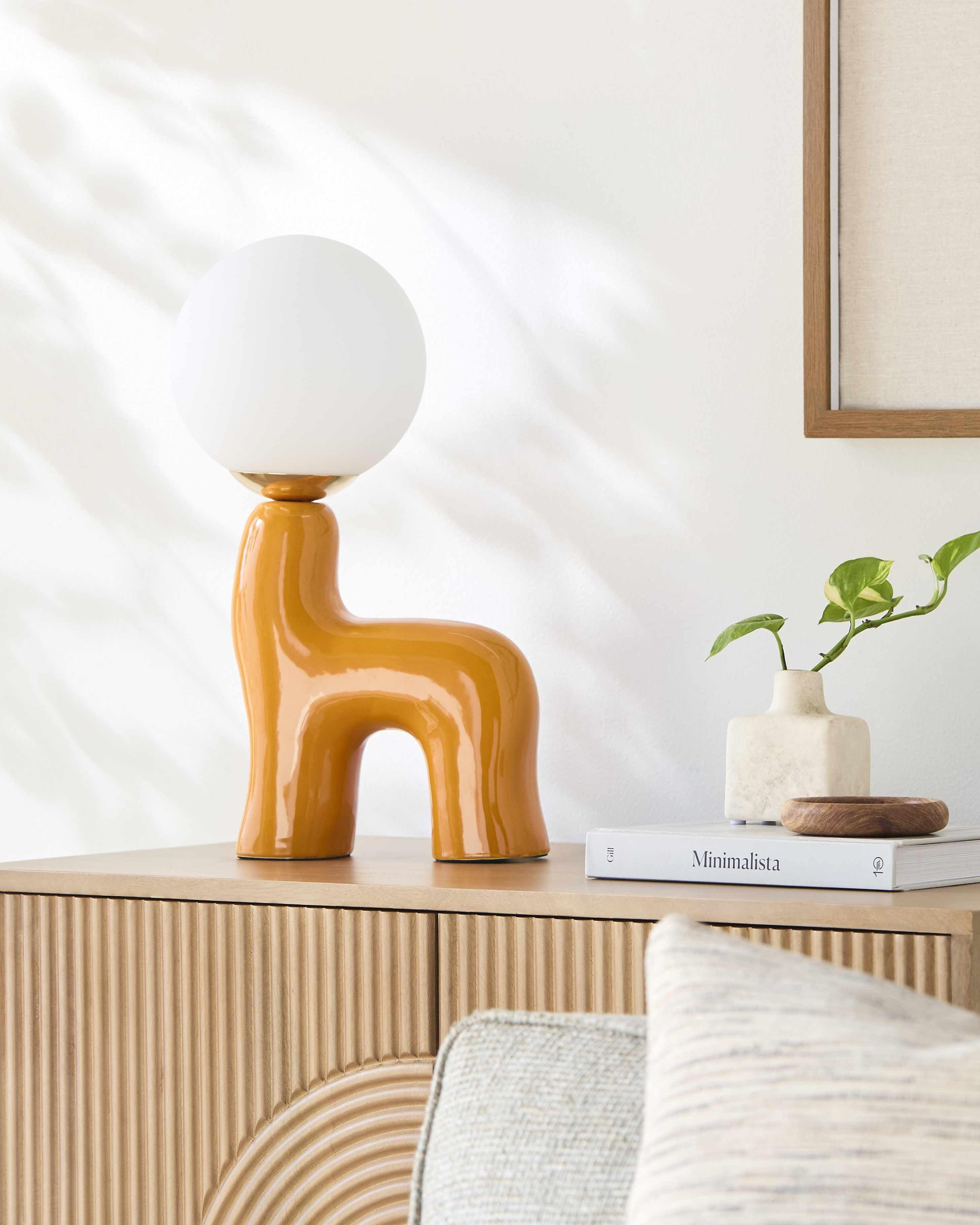 Lindoeste Table Lamp - PRHOMZ