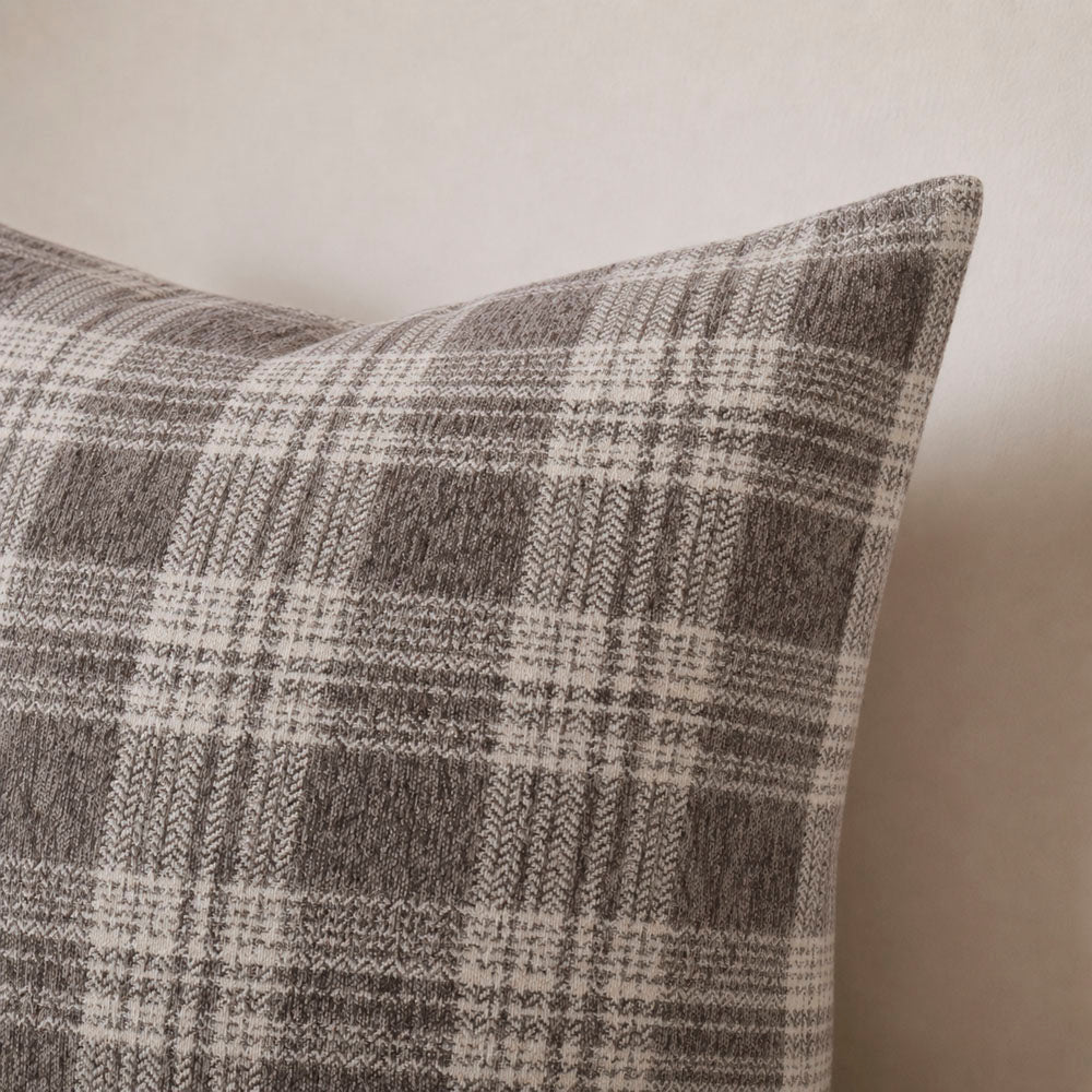 Luma Vintage Plaid Textured Pillow Cover