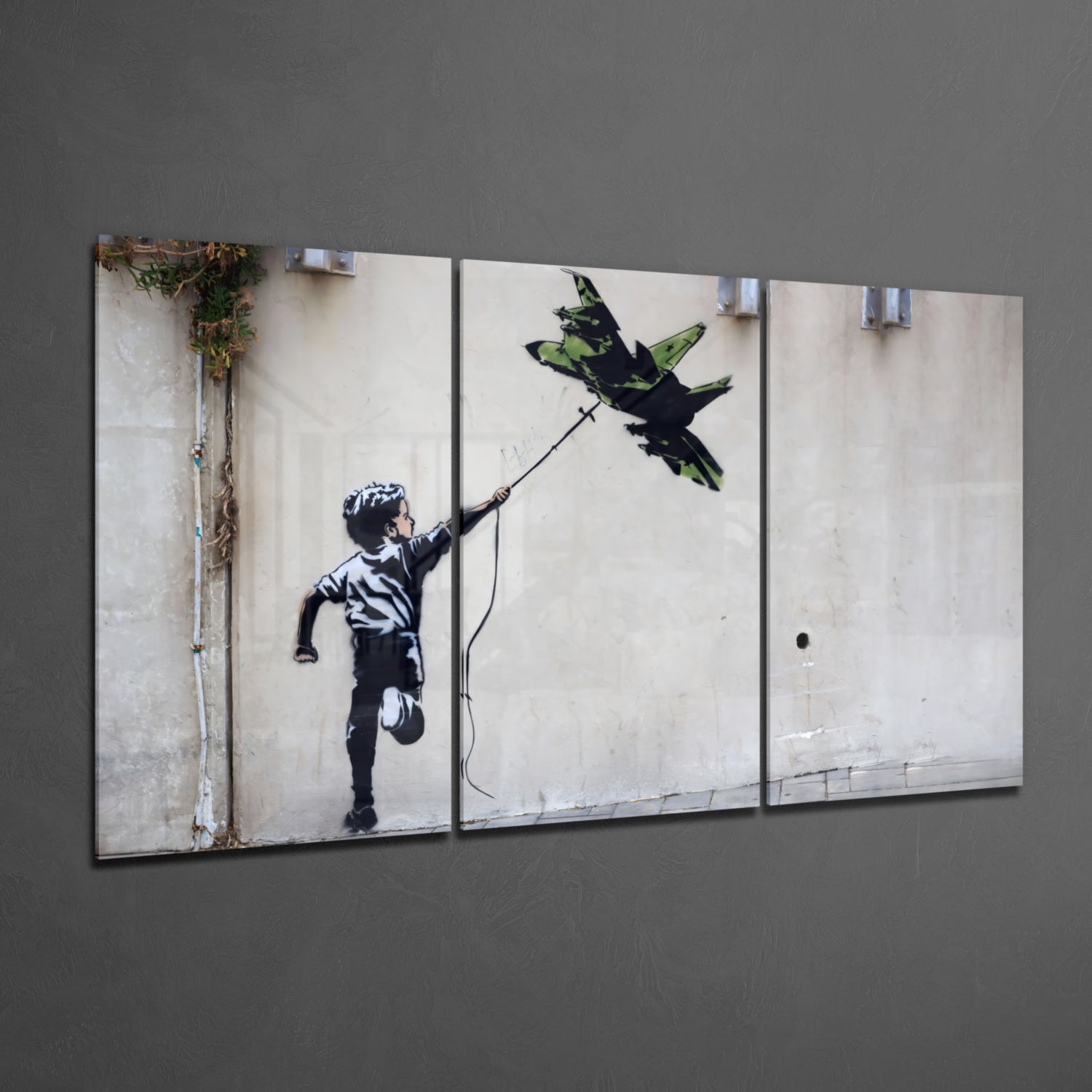 War Kite Mega Glass Wall Art