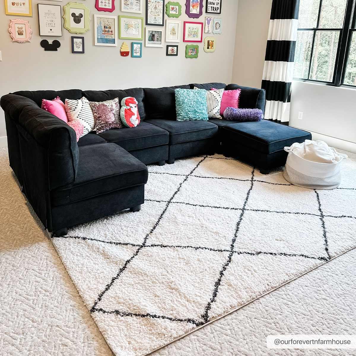 Muna Area Rug - PRHOMZ