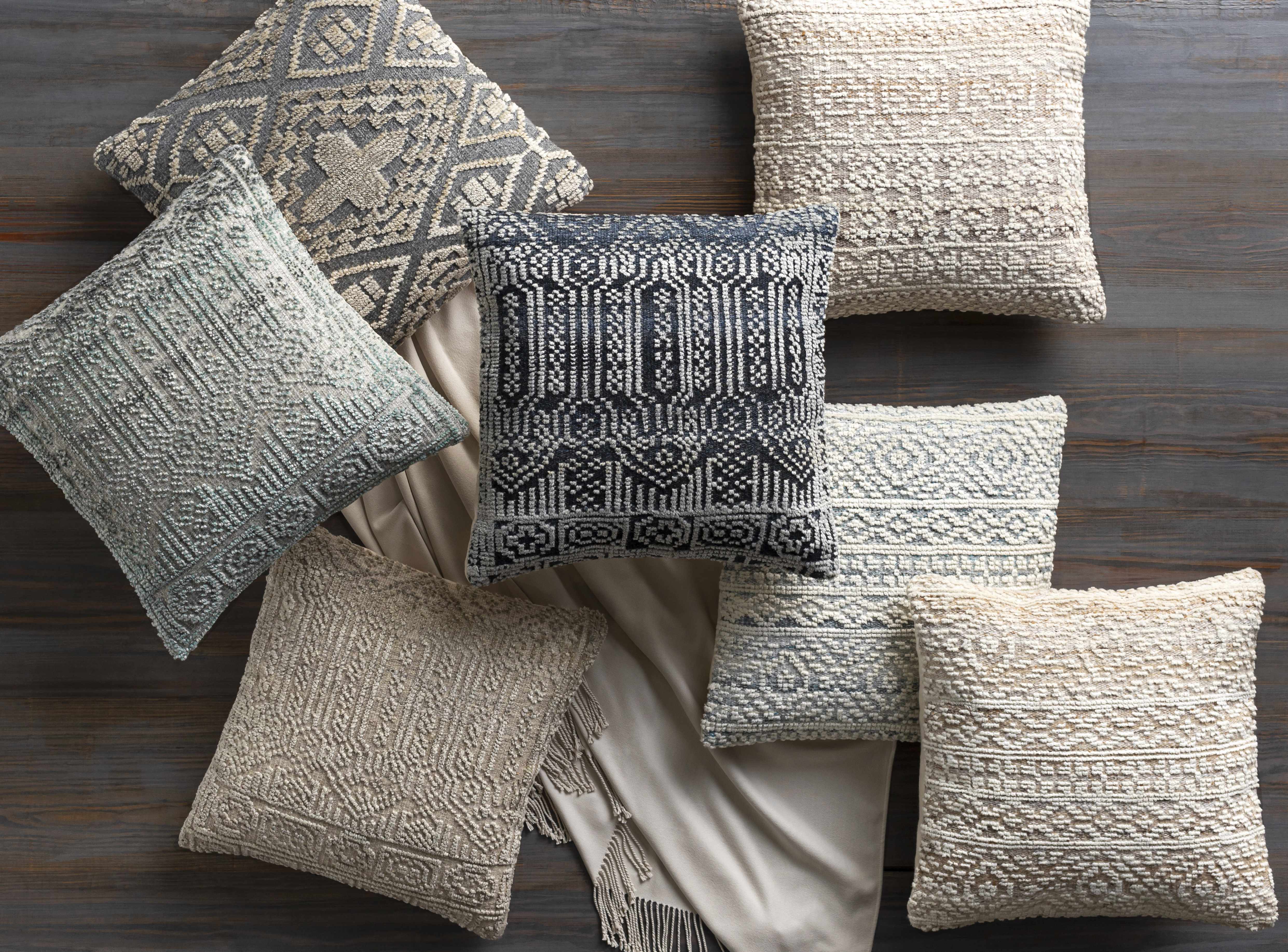 Disod Throw Pillow - Clearance-1