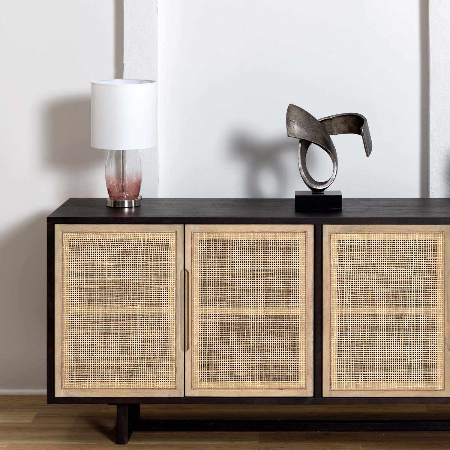 Pertek White Glass Table Lamp-2