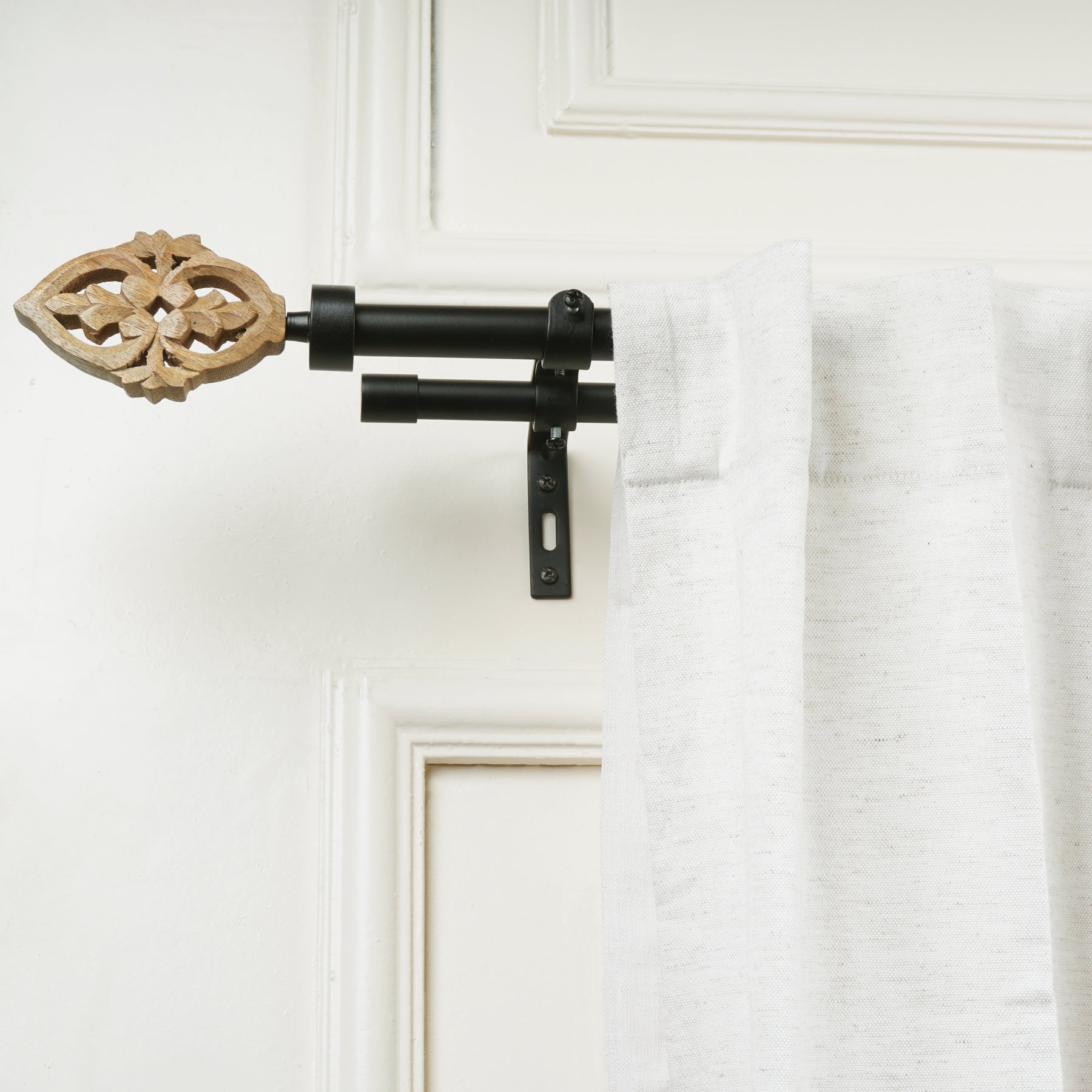 Black Double Curtain Pole Set with Leaf Design Finials - Extendable, Telescopic, Rustproof - 71-122cm, 122-224cm, 213-366cm-0