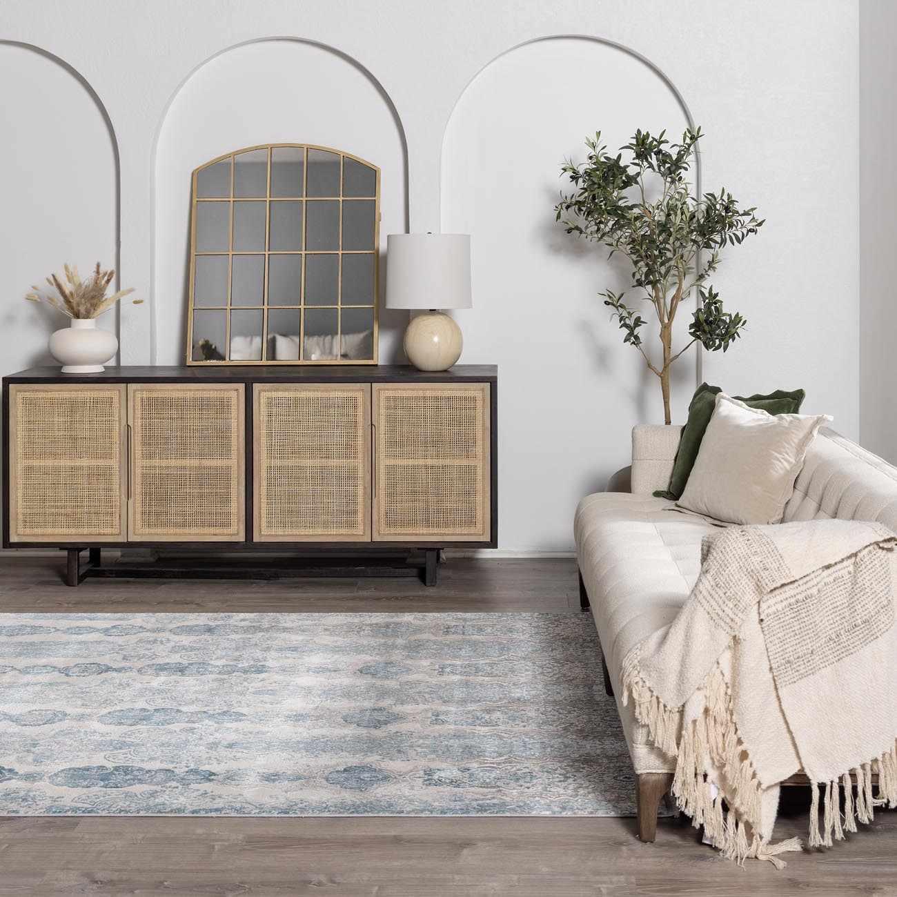 Rydalmere Luxury Fringed Faux Silk Rug - PRHOMZ