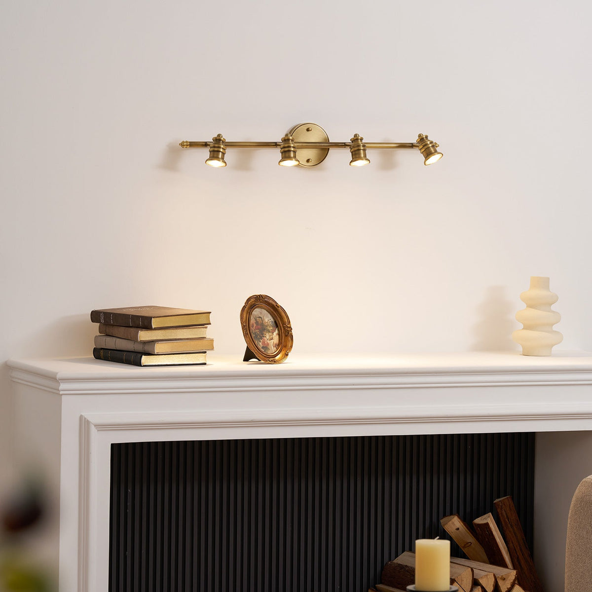 Vantage Series | Brass Linear Spotlight Bar with MR16 LED Heads for Vanity Lighting