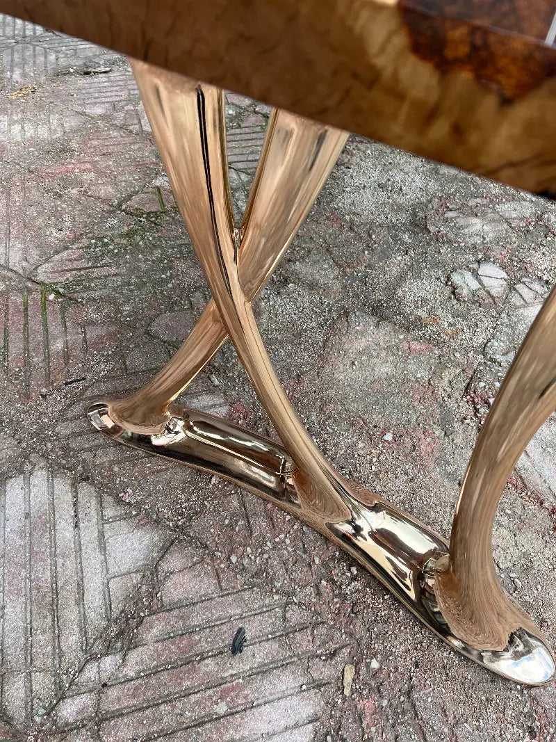 Natural Epoxy Side Dining Table Made Of Linden Wood | Aluminum Legs Featured