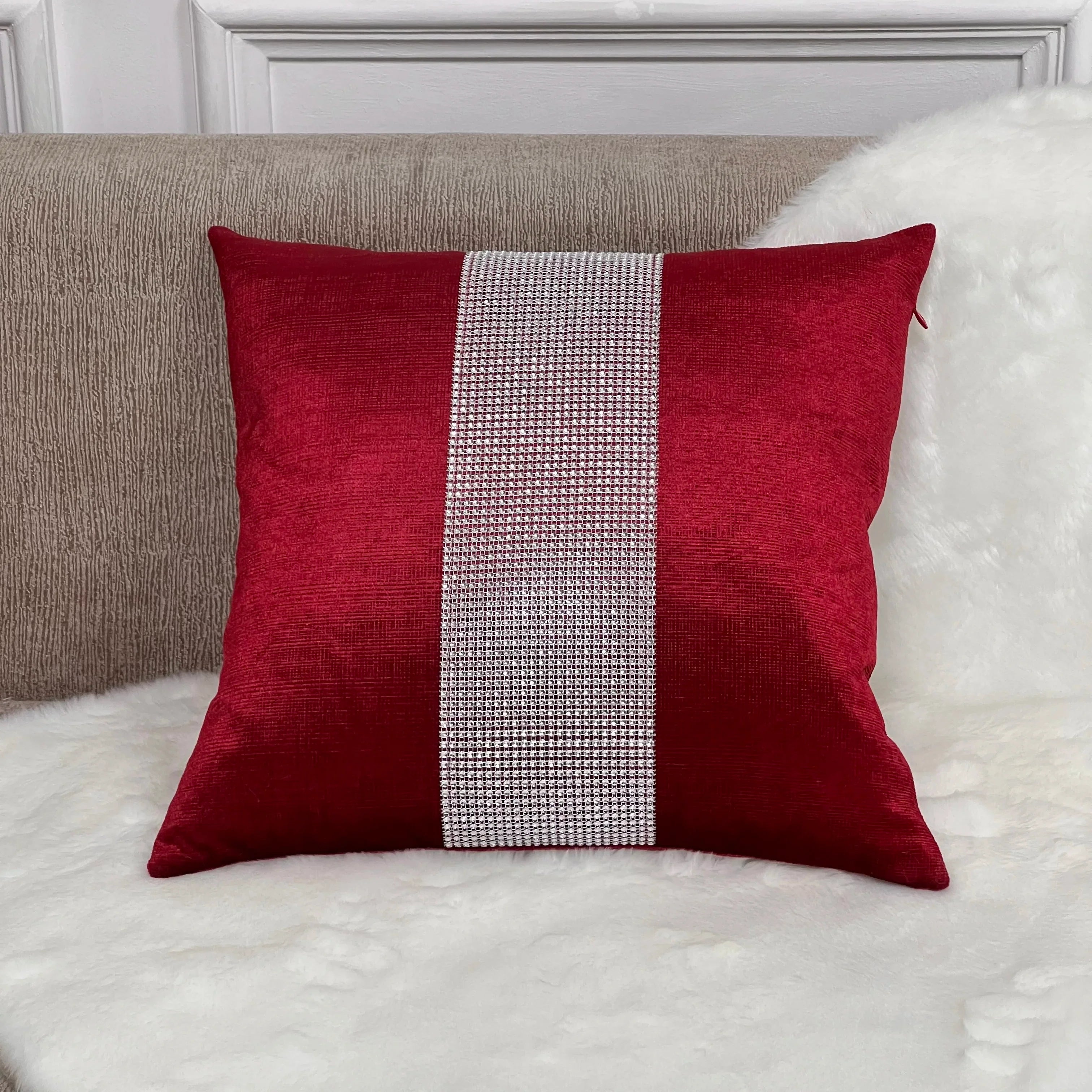 Polyester Plaid Plush Cushion Pillowcase