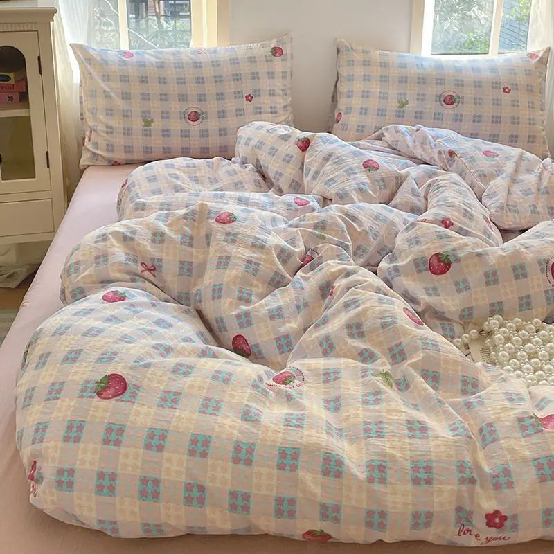Strawberry Bedding Queen Duvet Set
