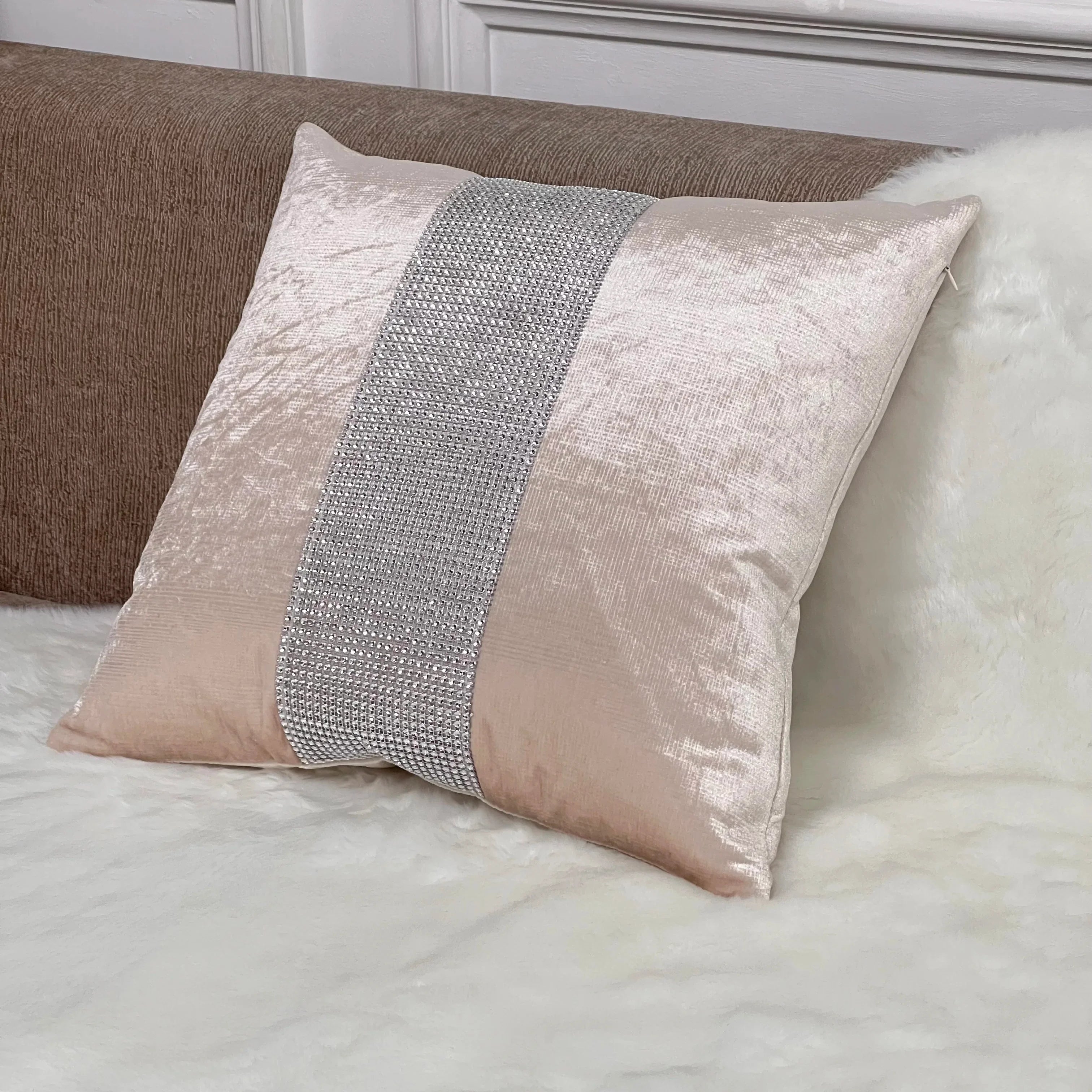 Polyester Plaid Plush Cushion Pillowcase